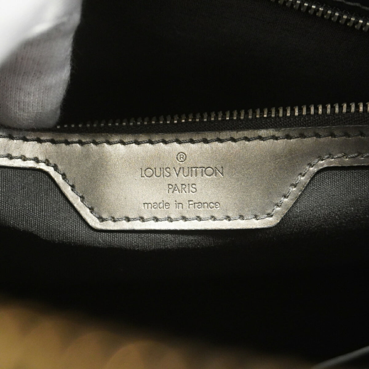 Louis Vuitton Noir Tote Bag (Pre-Owned)