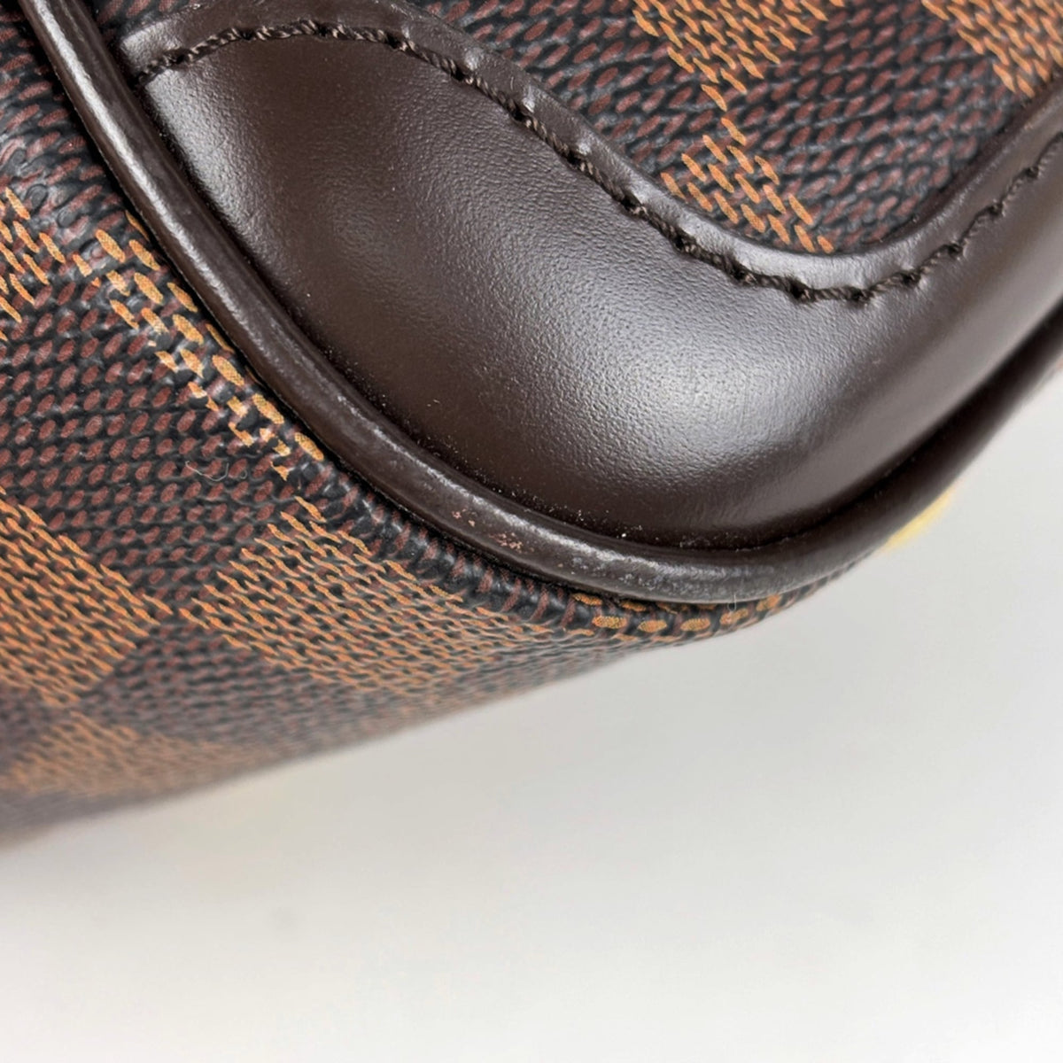 Louis Vuitton Brown Damier Canvas Handbag Shoulder Bag (Pre-Owned)