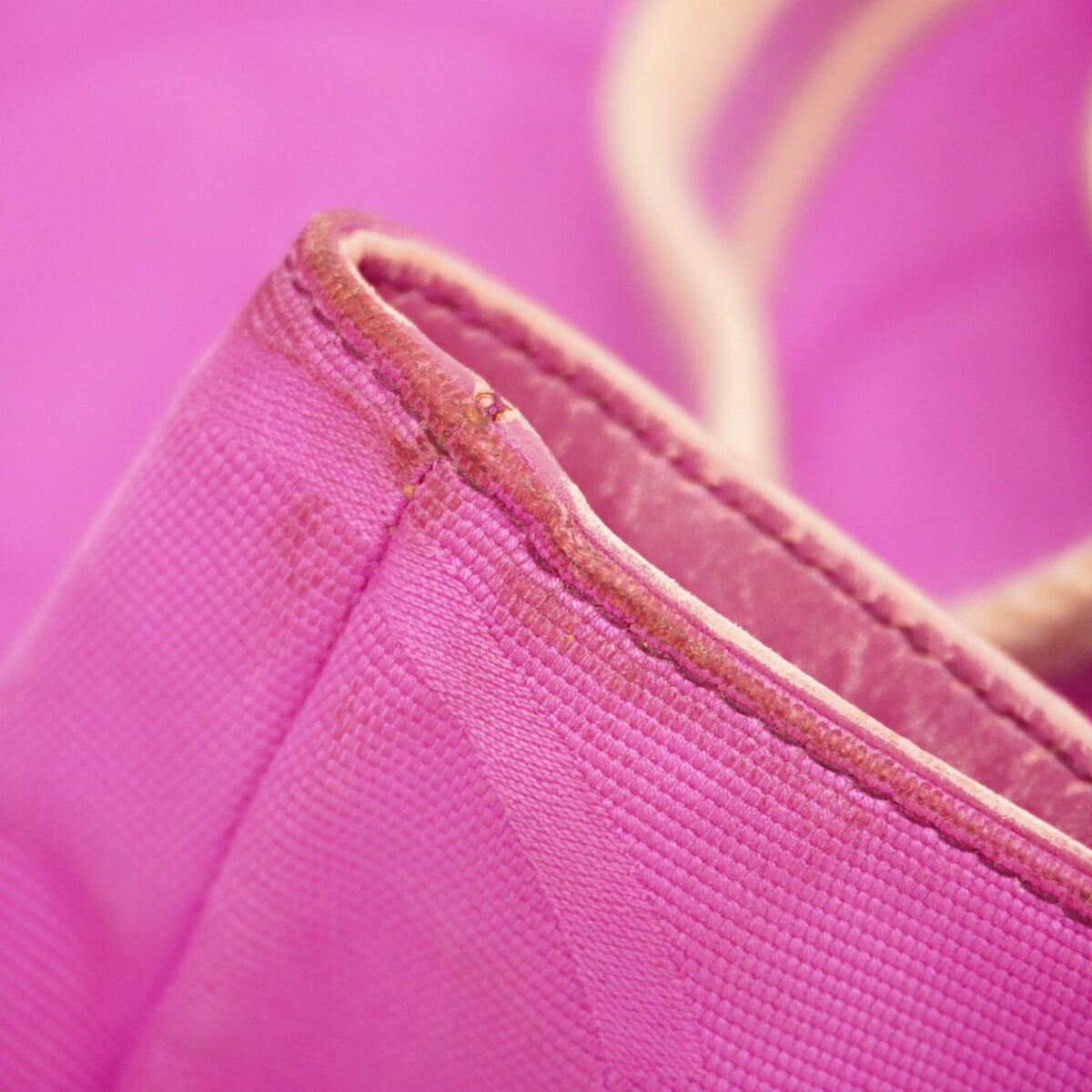 Gucci Pink Canvas Tote Bag (Pre-Owned)