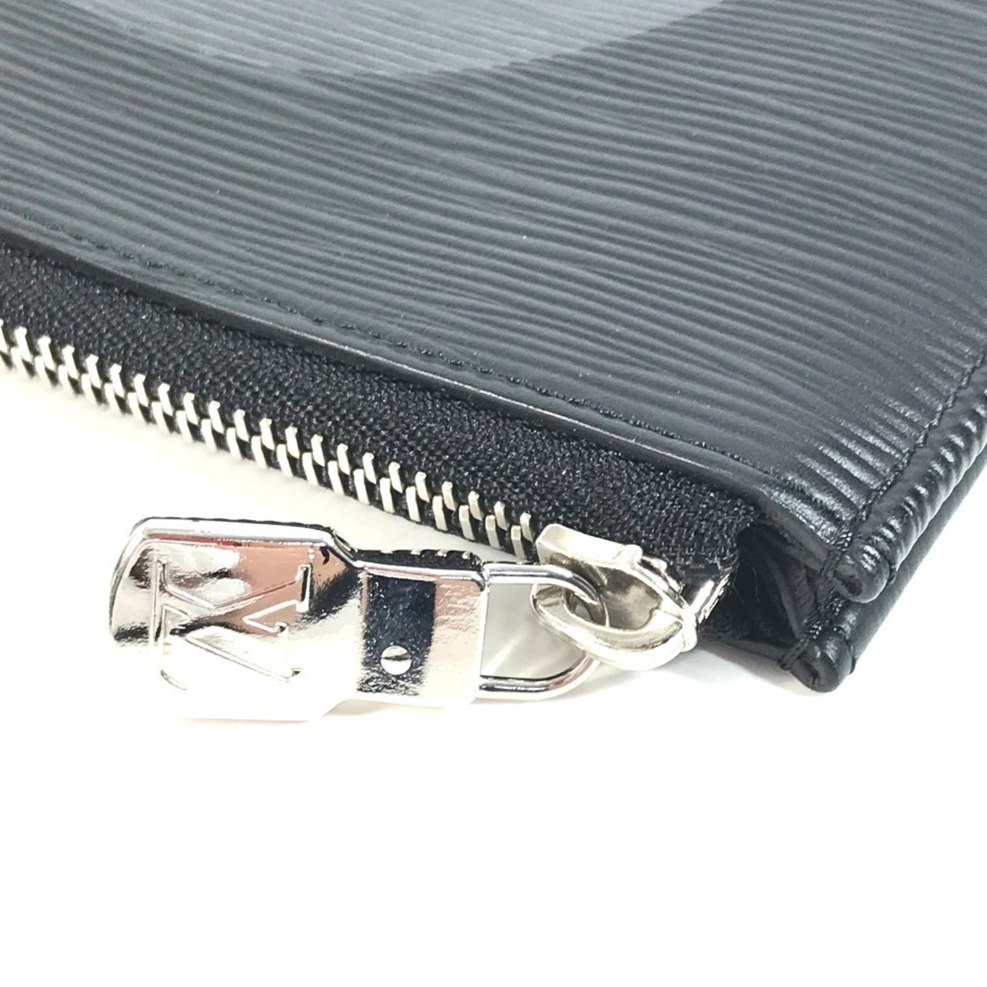 Louis Vuitton Epi Black Noir Epi Leather Clutch Bag Handbag Pochette (Pre-Owned)