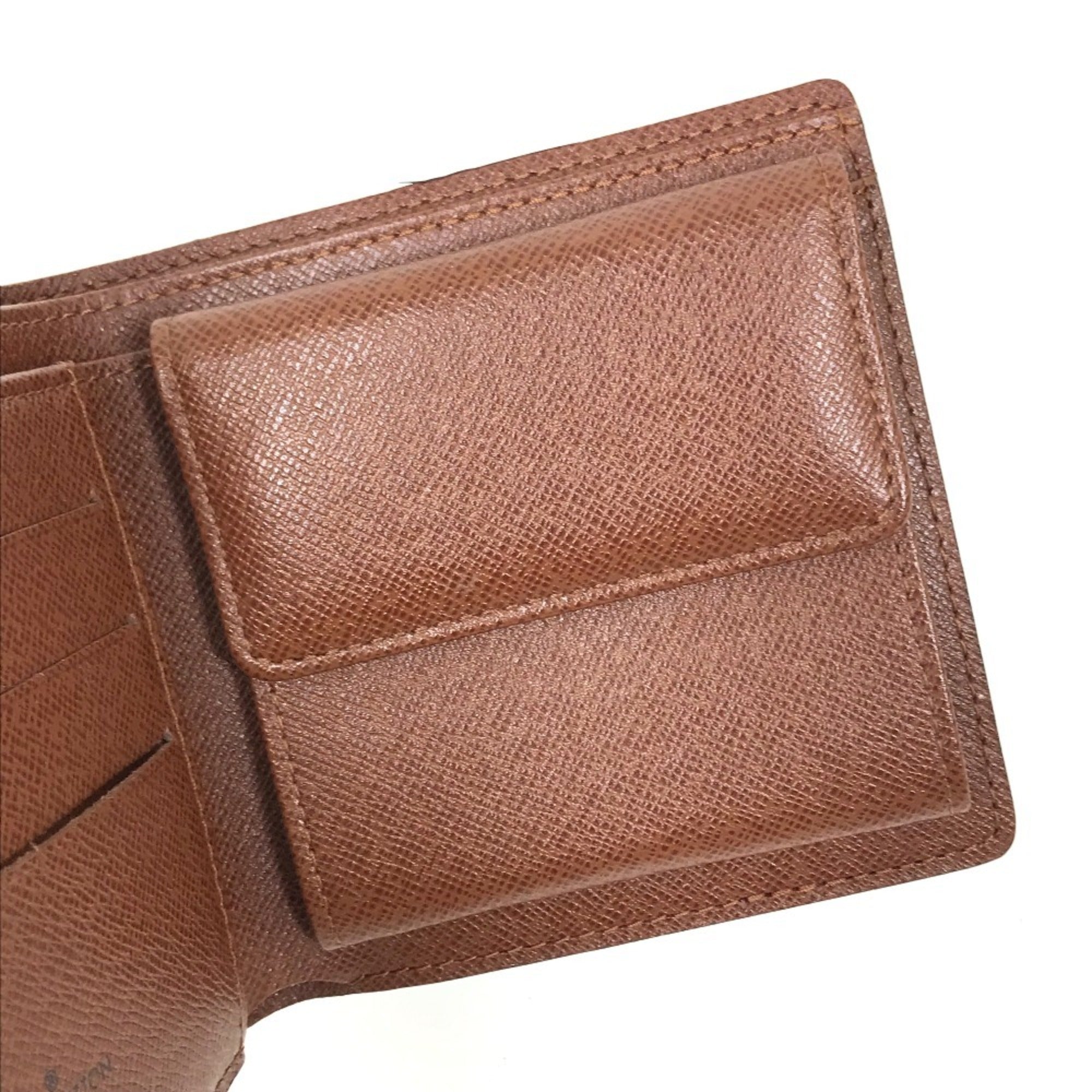 Louis Vuitton Monogram Brown Monogram Wallet (Bi-Fold) (Pre-Owned)