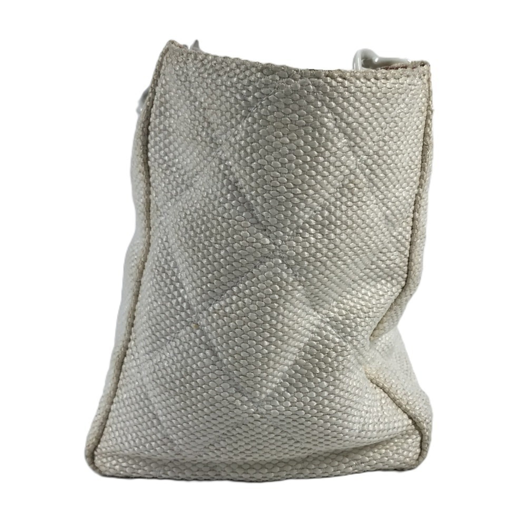 Chanel White Hemp Shoulder Bag Tote Bag (Pre-Owned)