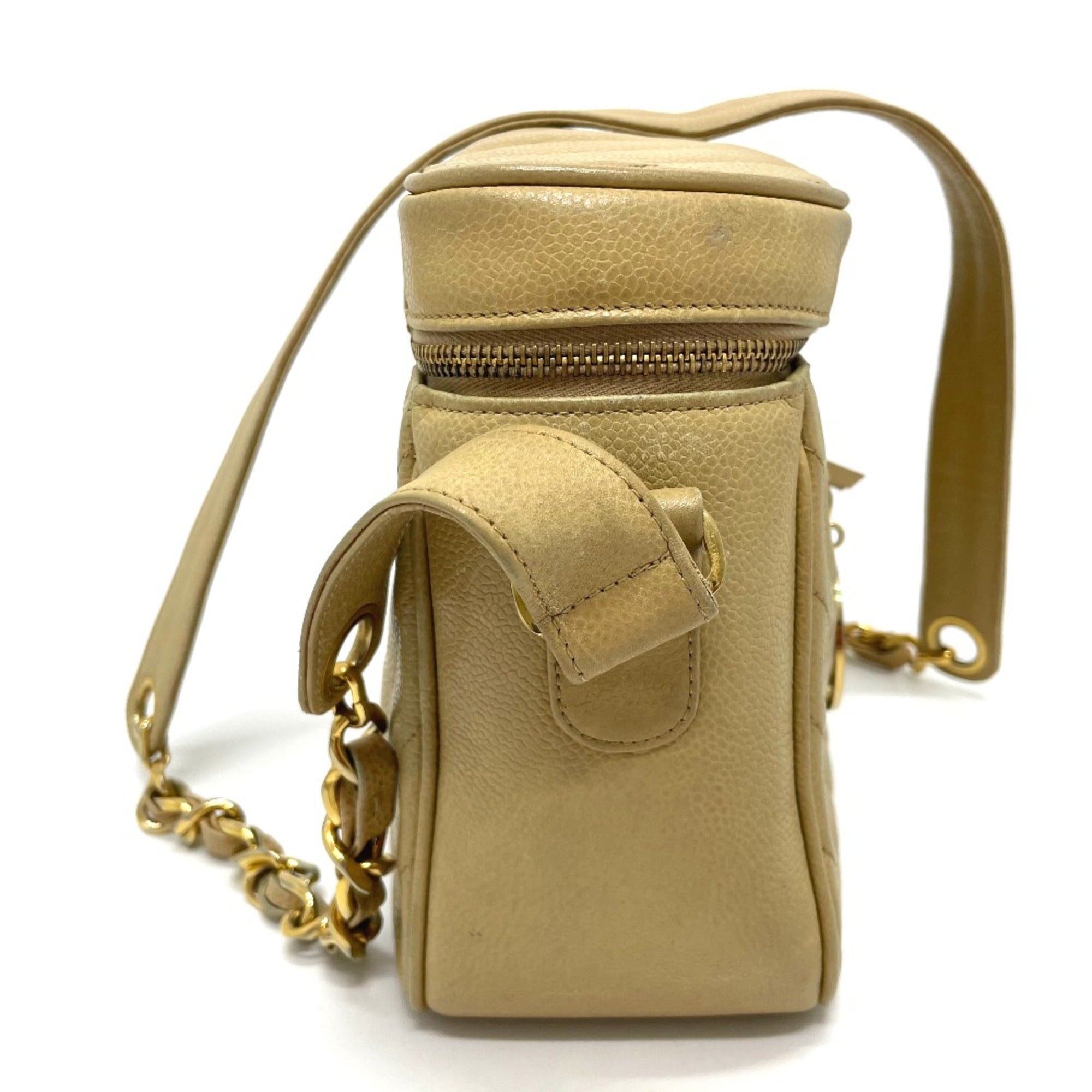 Chanel Beige Leather Shoulder Bag (Pre-Owned)