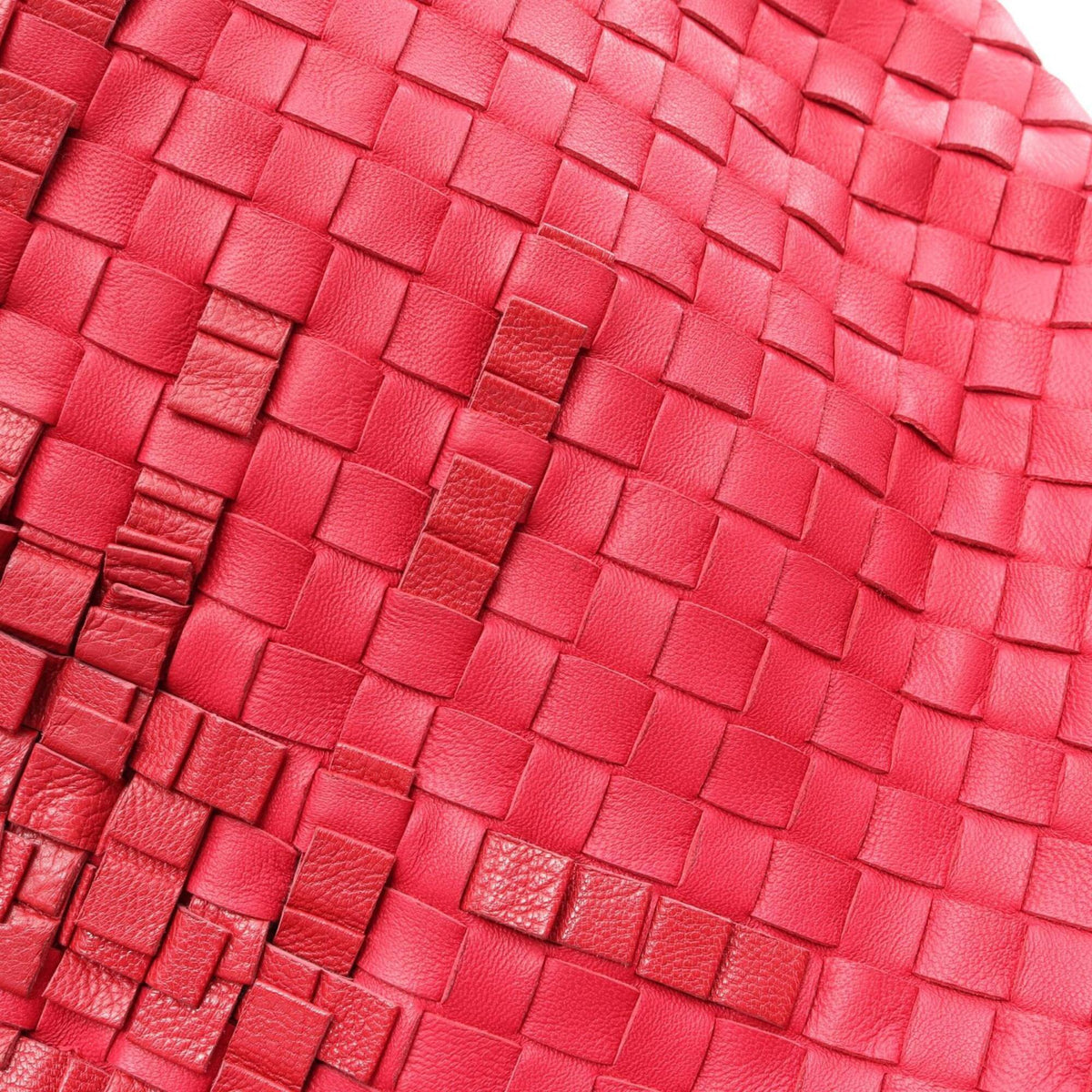Bottega Veneta Pink Red Color Leather Handbag (Pre-Owned)