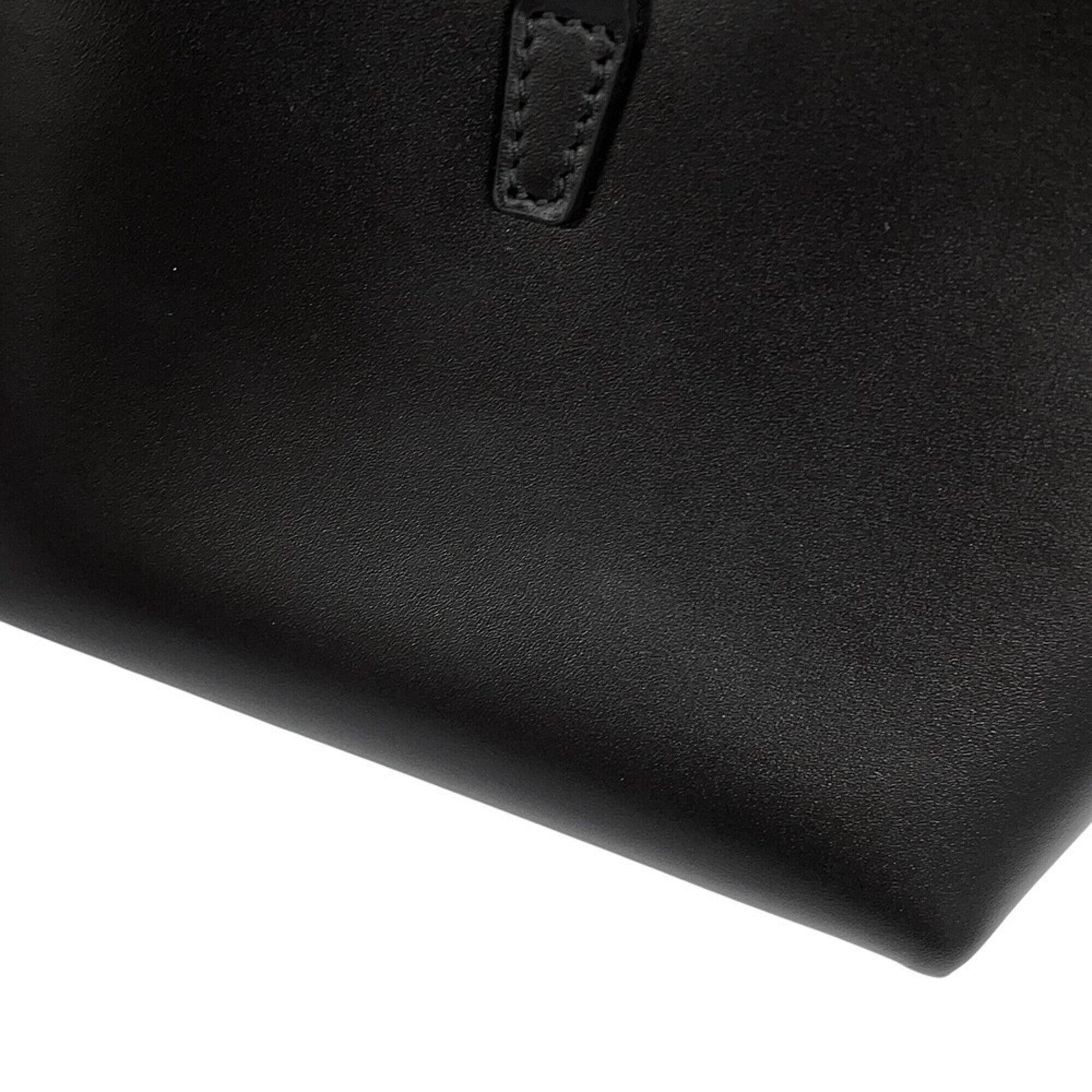 Yves Saint Laurent Black Leather Handbag (Pre-Owned)