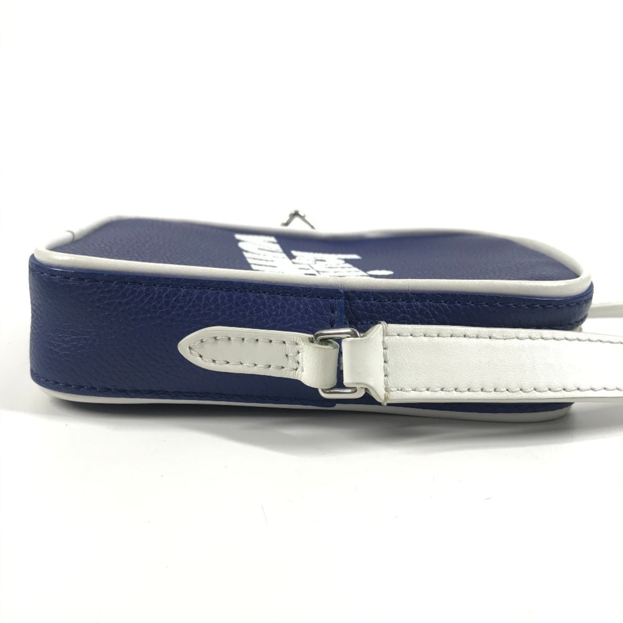 Louis Vuitton Blue White Leather Shoulder Bag (Pre-Owned)