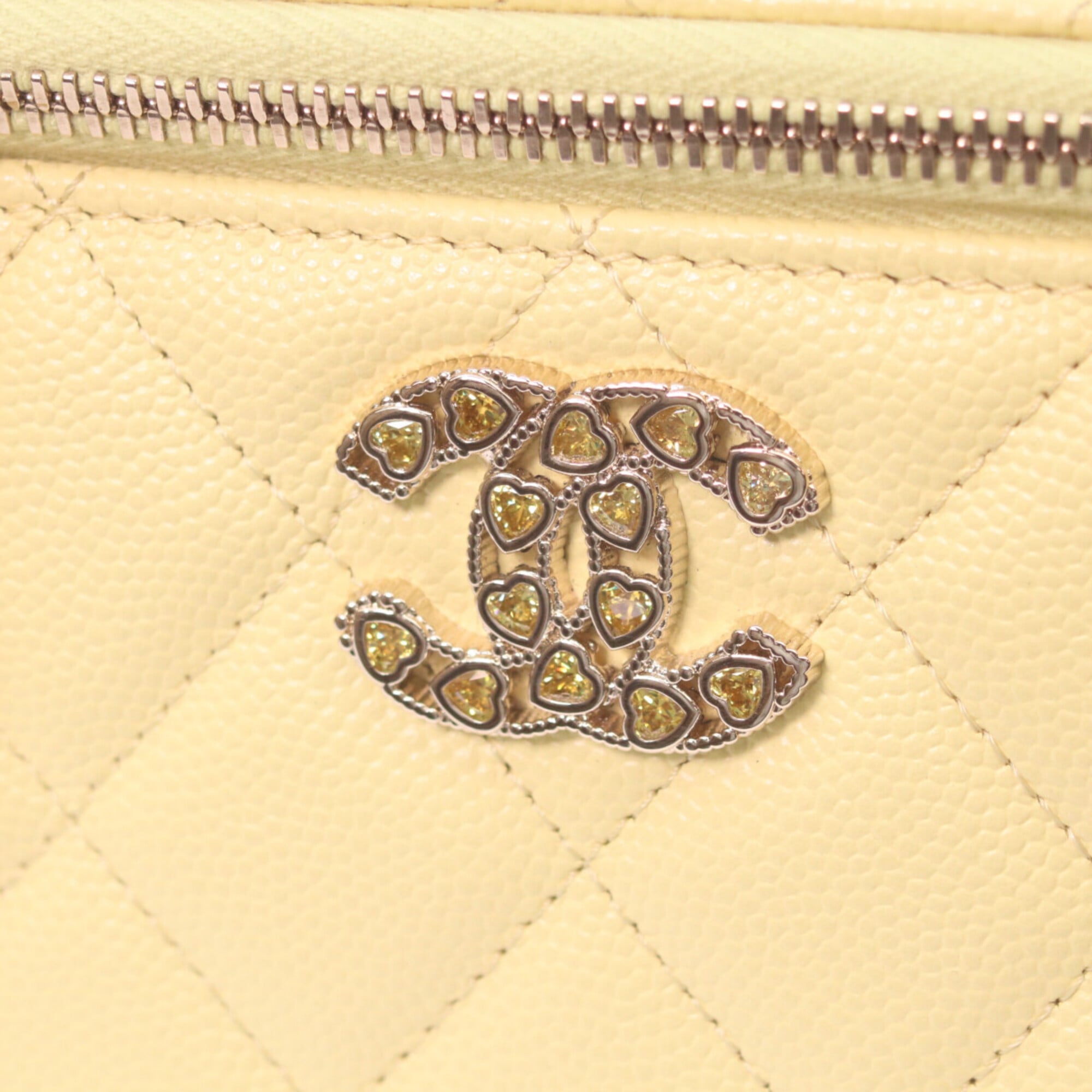 Chanel Matelasse Yellow Grained Calfskin Shoulder Bag (Pre-Owned)