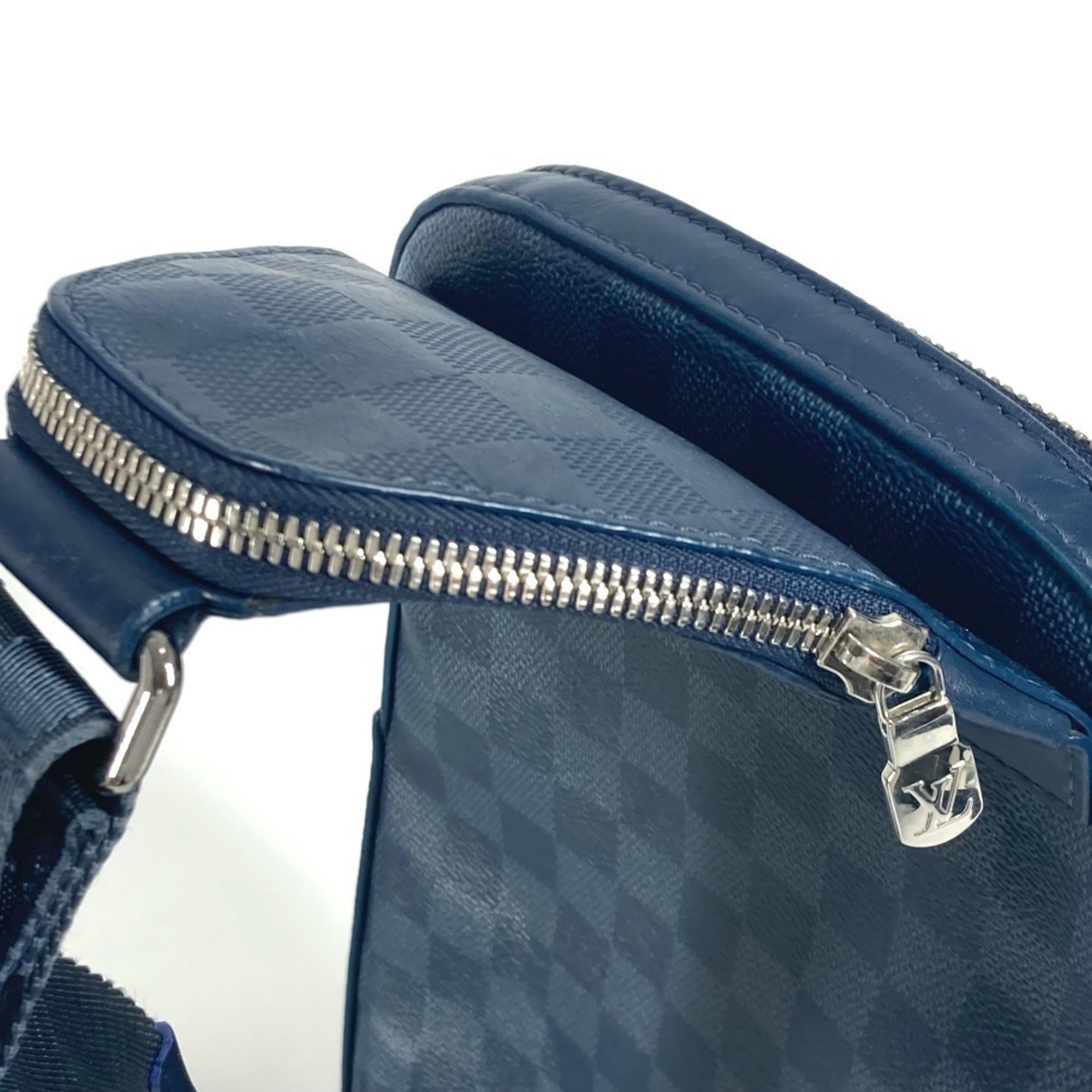 Louis Vuitton Damier Graphite Navy Damier Graphite Damier Infini Shoulder Bag Sling Bag (Pre-Owned)