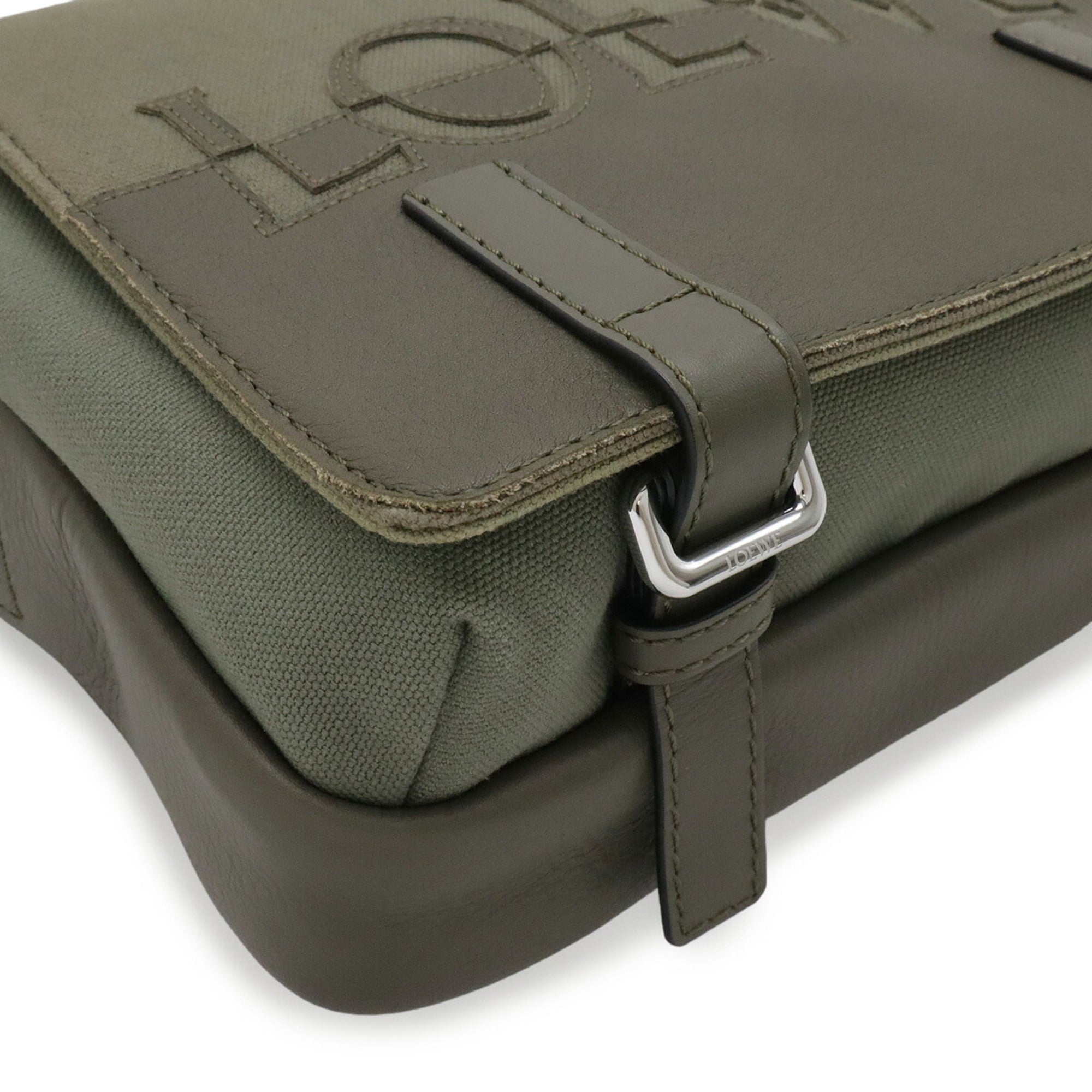 Loewe Green Khaki Canvas Shoulder Bag (Pre-Owned)