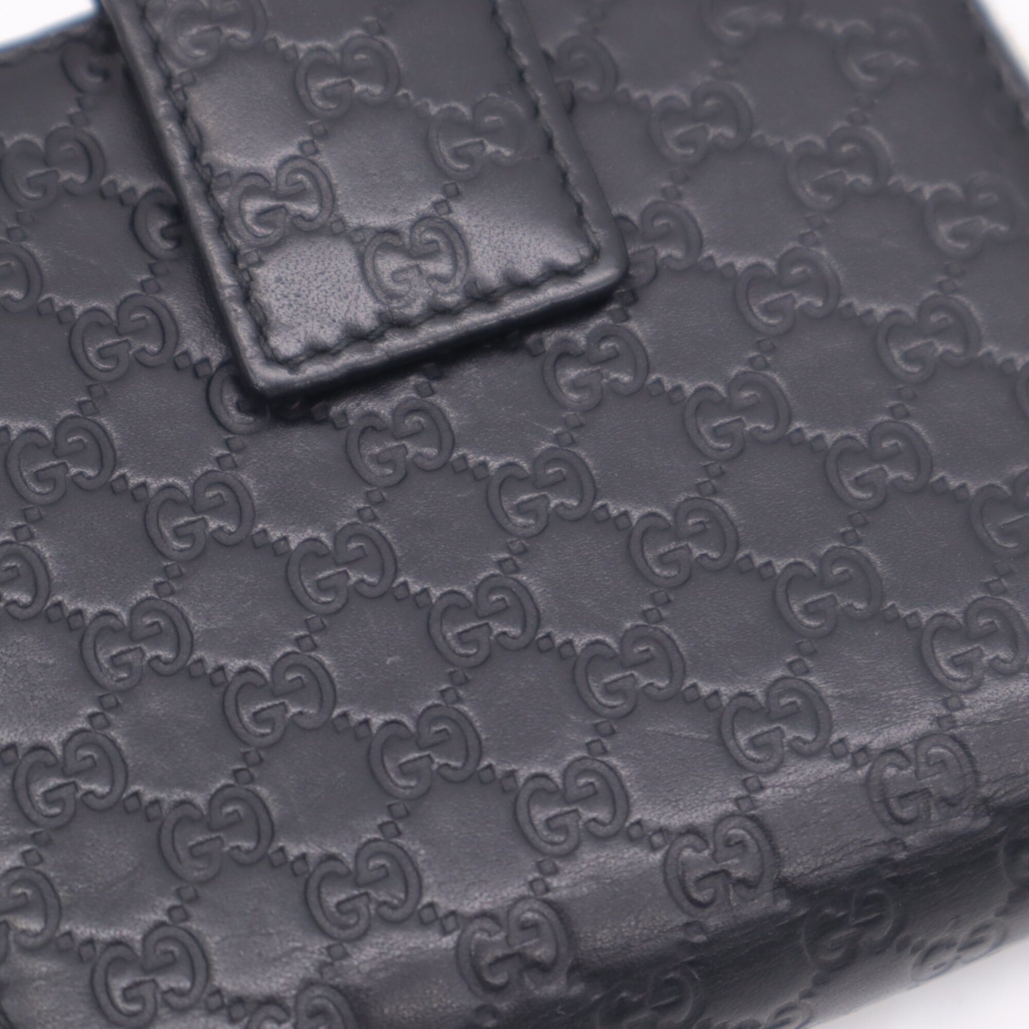Gucci Microguccissima Black Leather Wallet (Bi-Fold) (Pre-Owned)