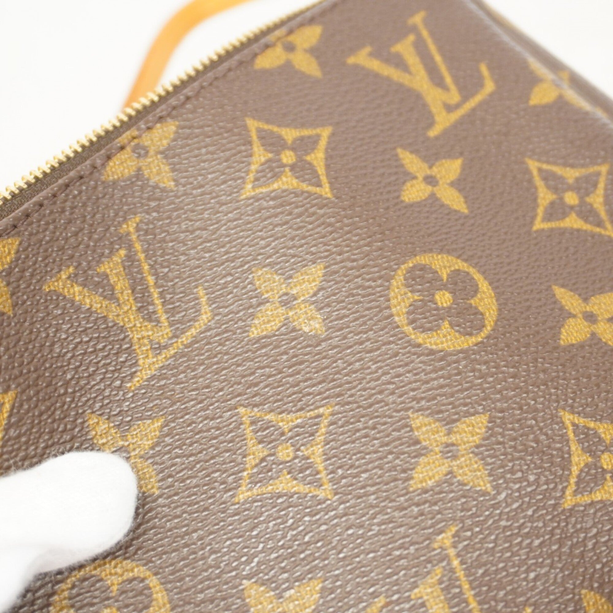 Louis Vuitton Brown Pouch (Pre-Owned)