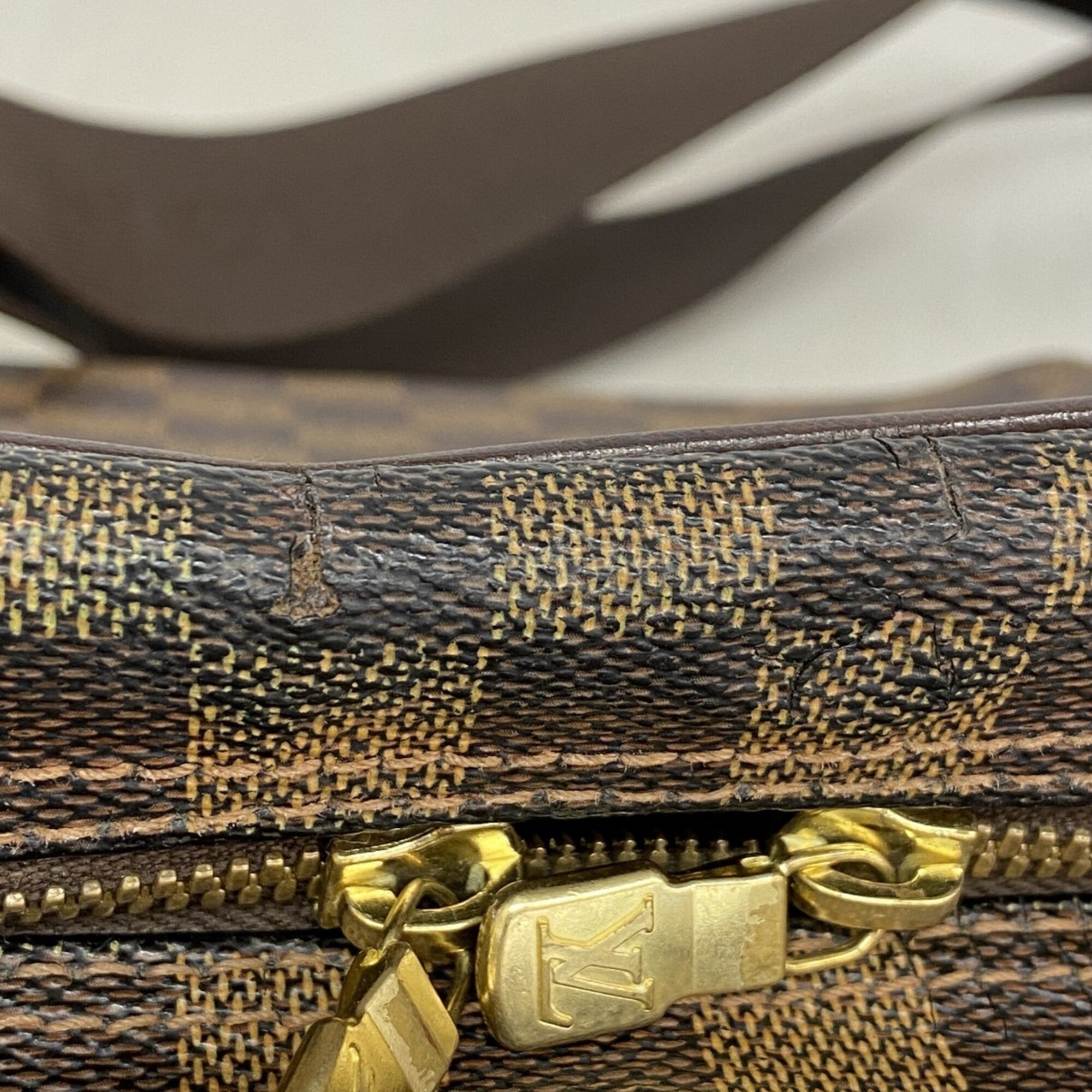 Louis Vuitton Ebene Shoulder Bag (Pre-Owned)