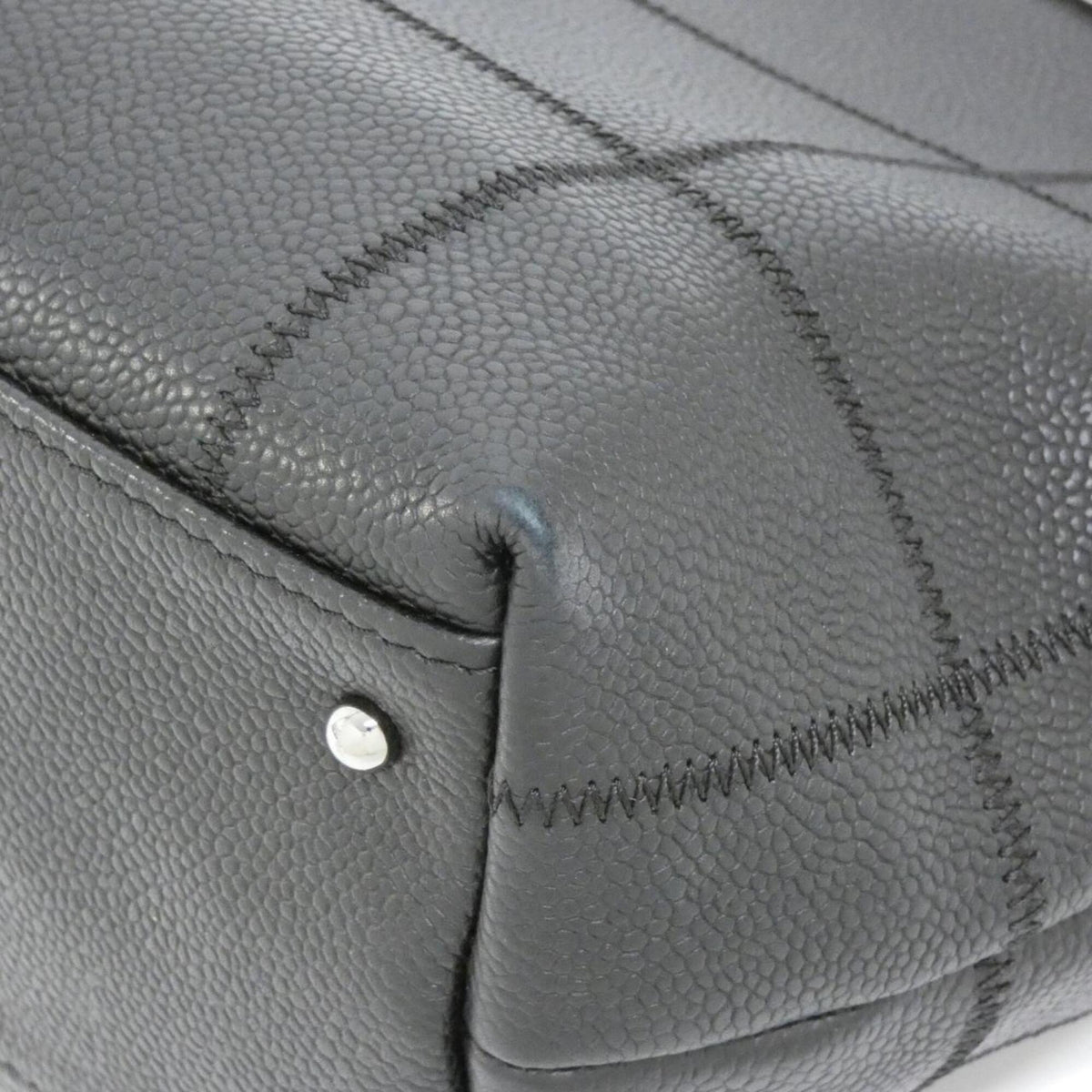 Chanel Black Grained Calfskin Handbag (Pre-Owned)