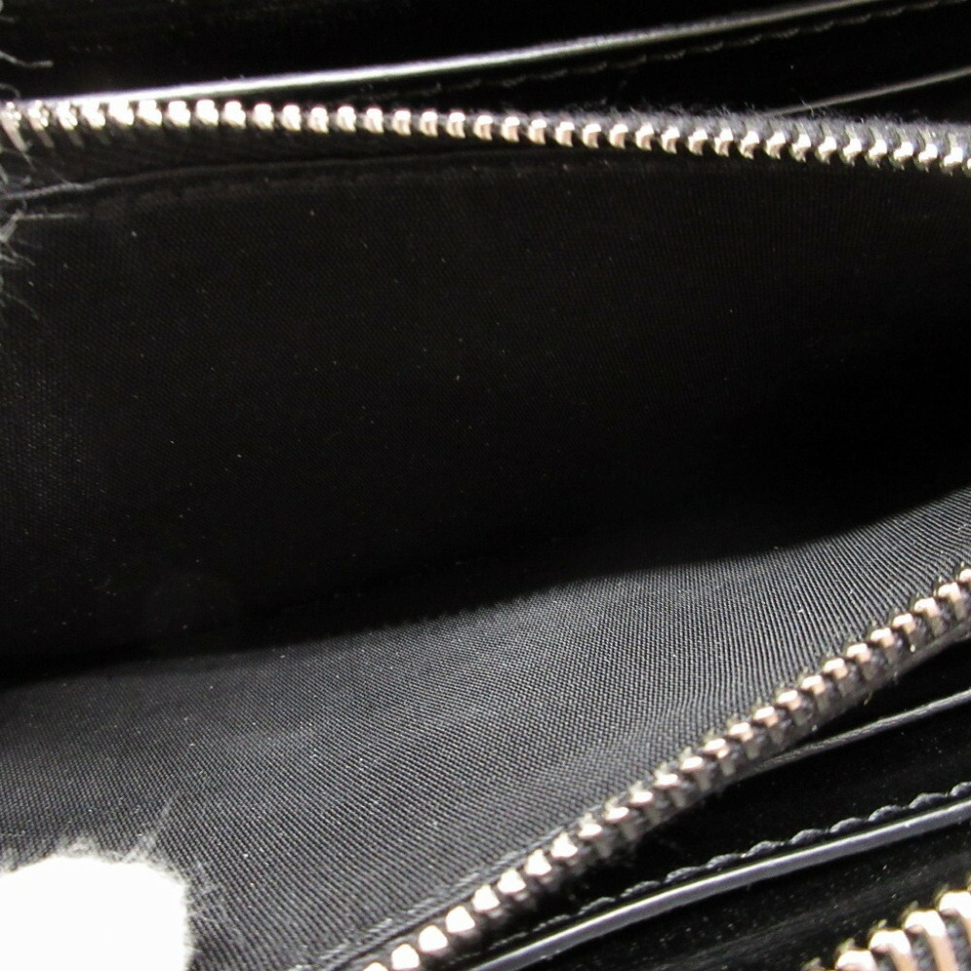 Givenchy Black Leather Long Wallet (Bi-Fold) (Pre-Owned)