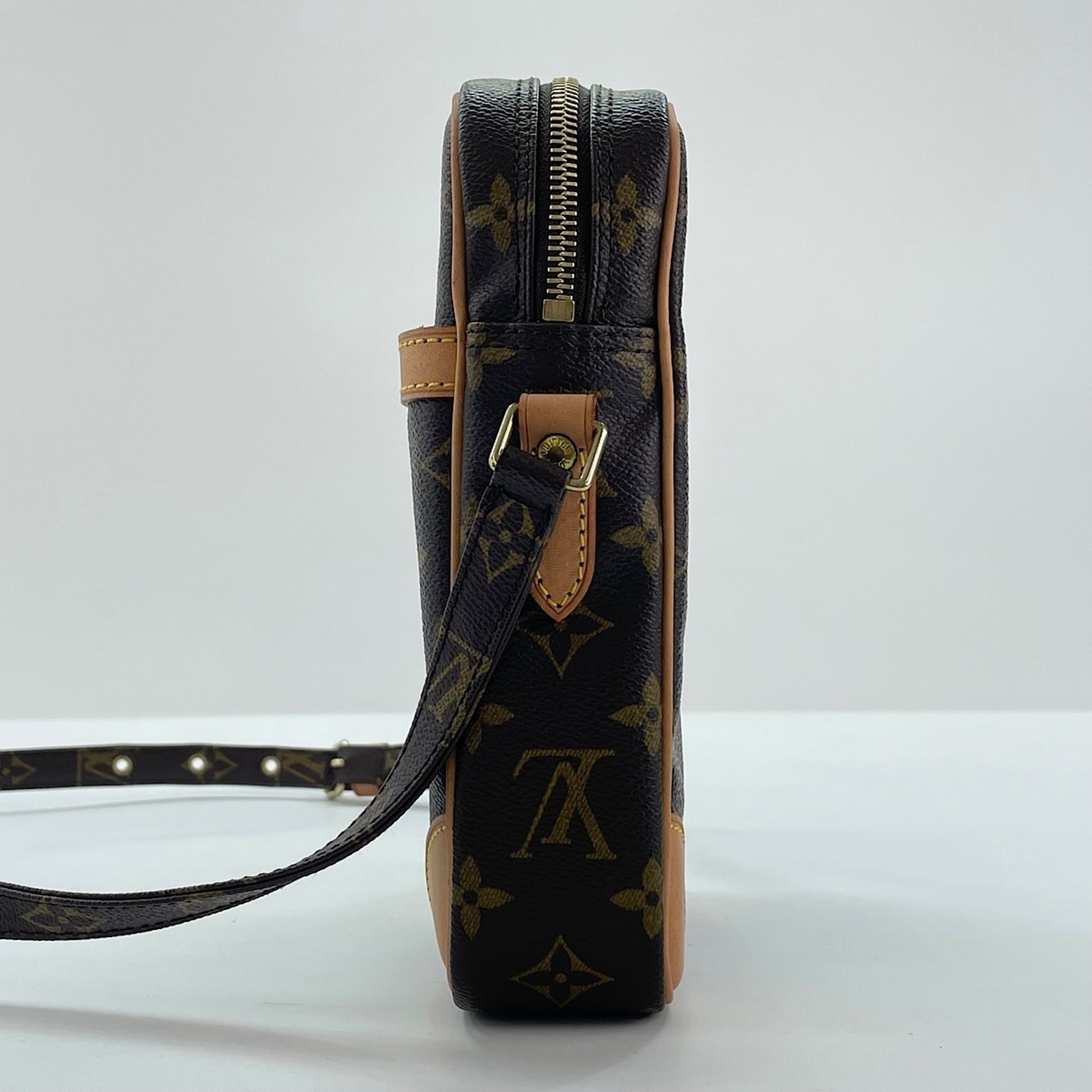 Louis Vuitton Monogram Brown Shoulder Bag (Pre-Owned)