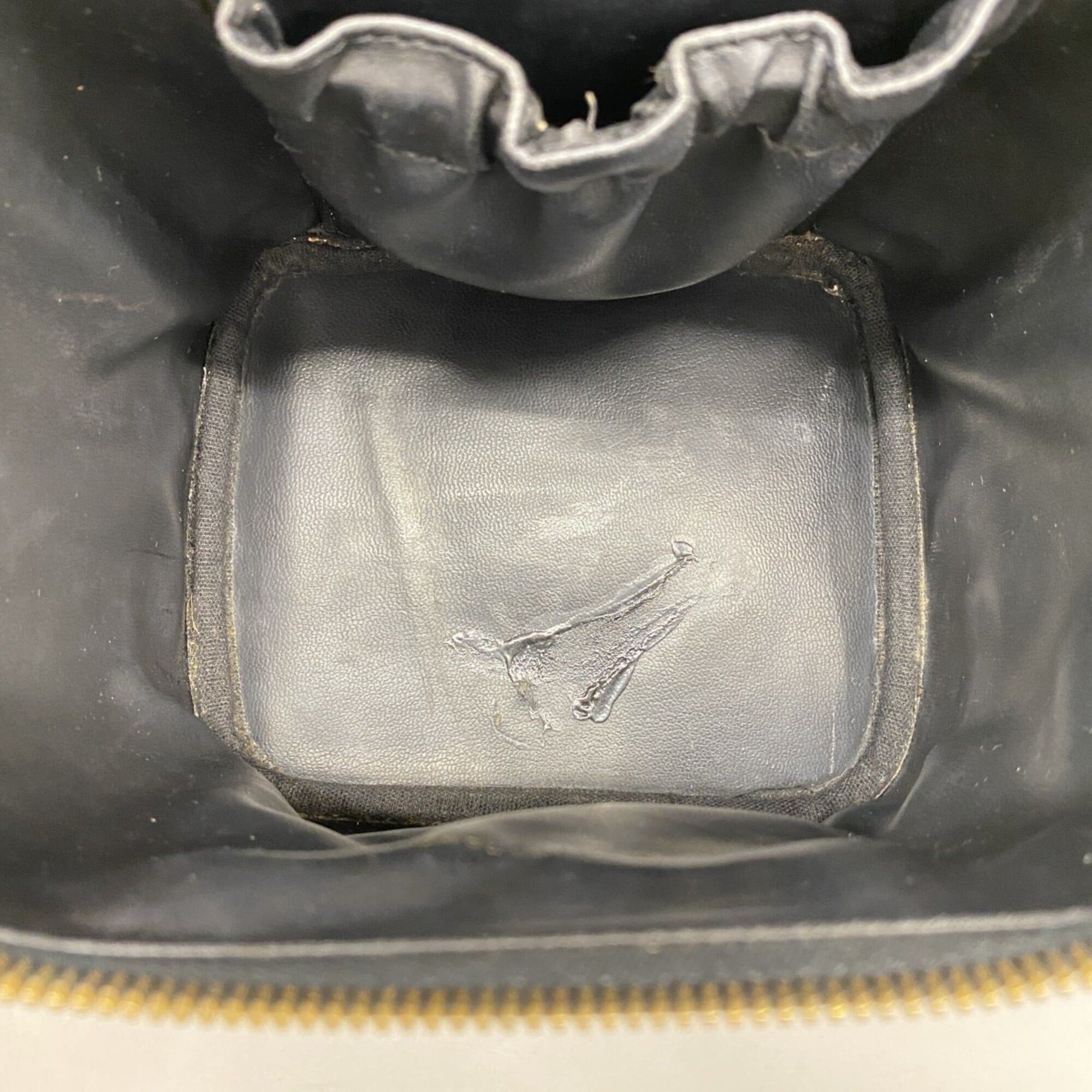 Chanel Black Grained Calfskin Vanity Bag (Pre-Owned)
