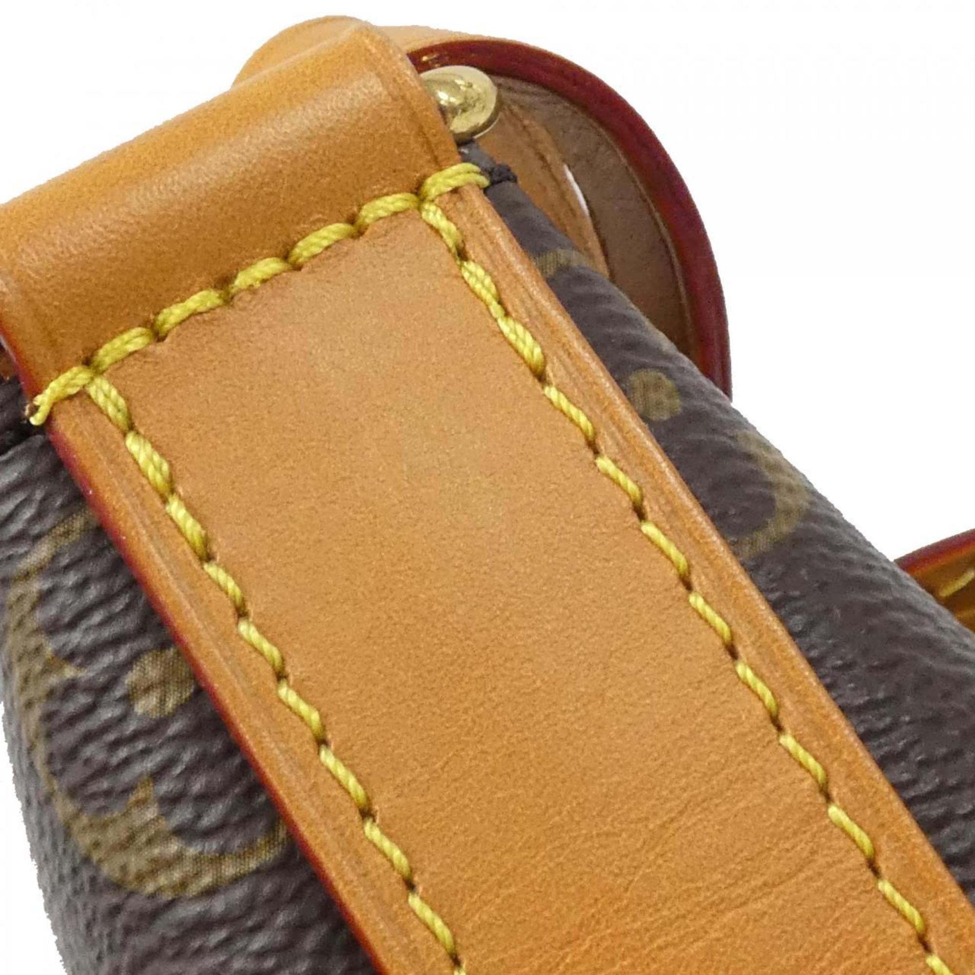 Louis Vuitton Brown Coated Canvas Shoulder Bag (Pre-Owned)