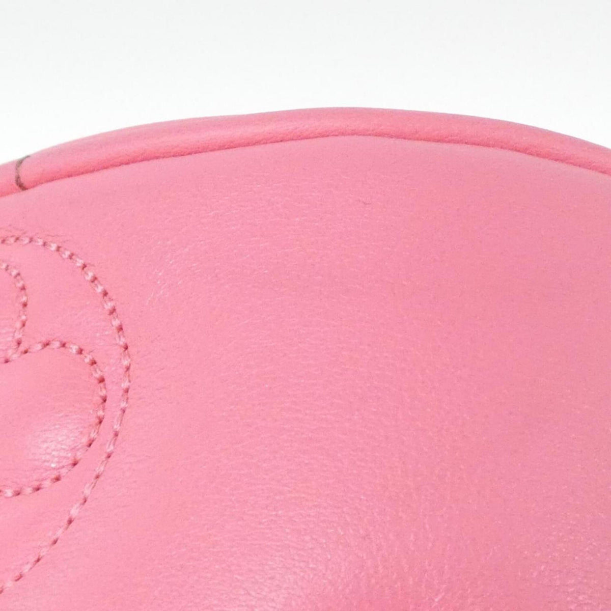 Louis Vuitton Pink Leather Shoulder Bag (Pre-Owned)