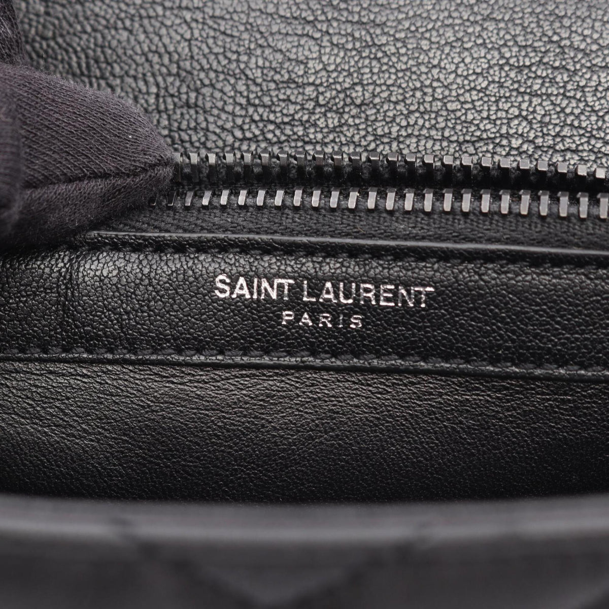 Yves Saint Laurent Black Leather Handbag (Pre-Owned)