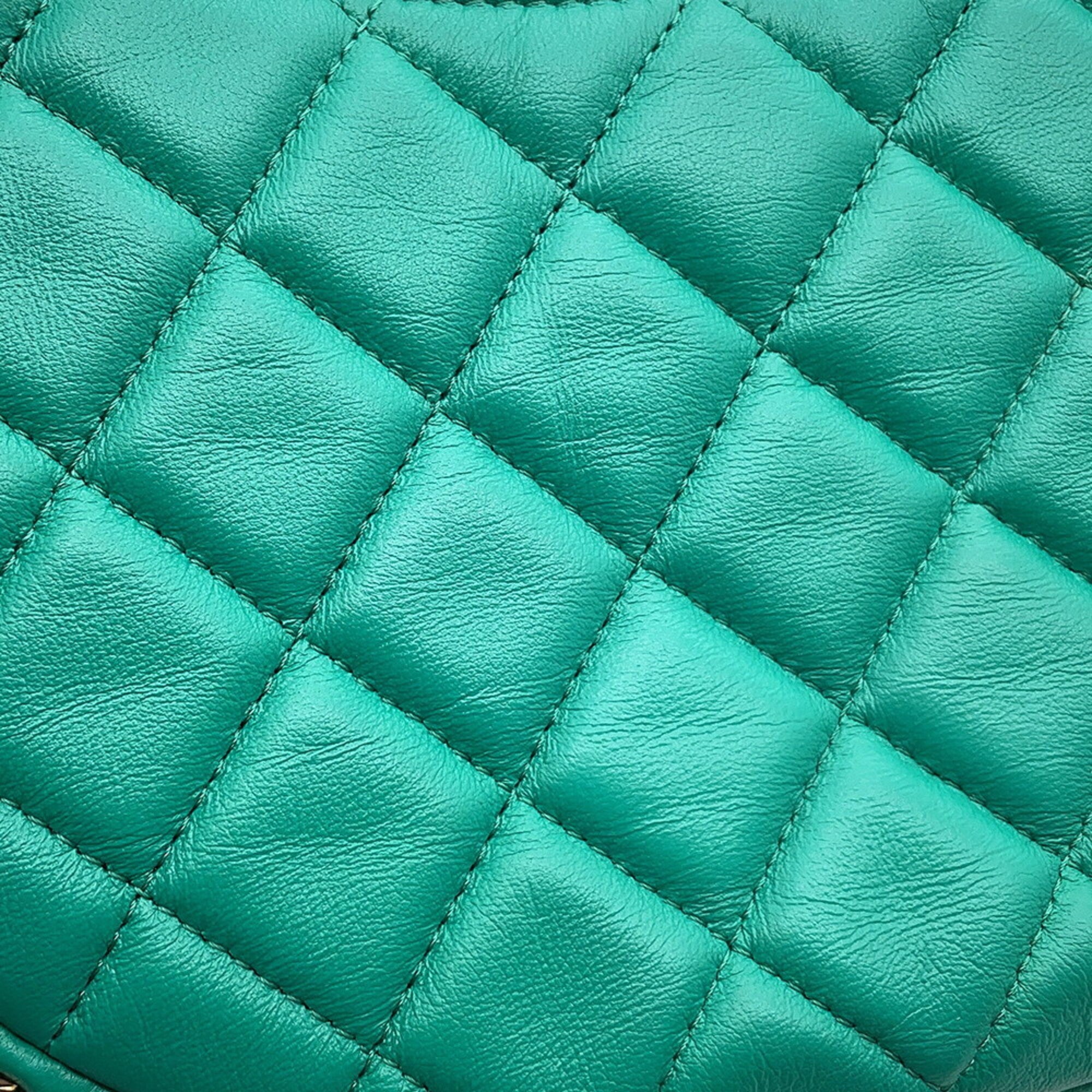 Chanel Green Handbag Shoulder Bag (Pre-Owned)