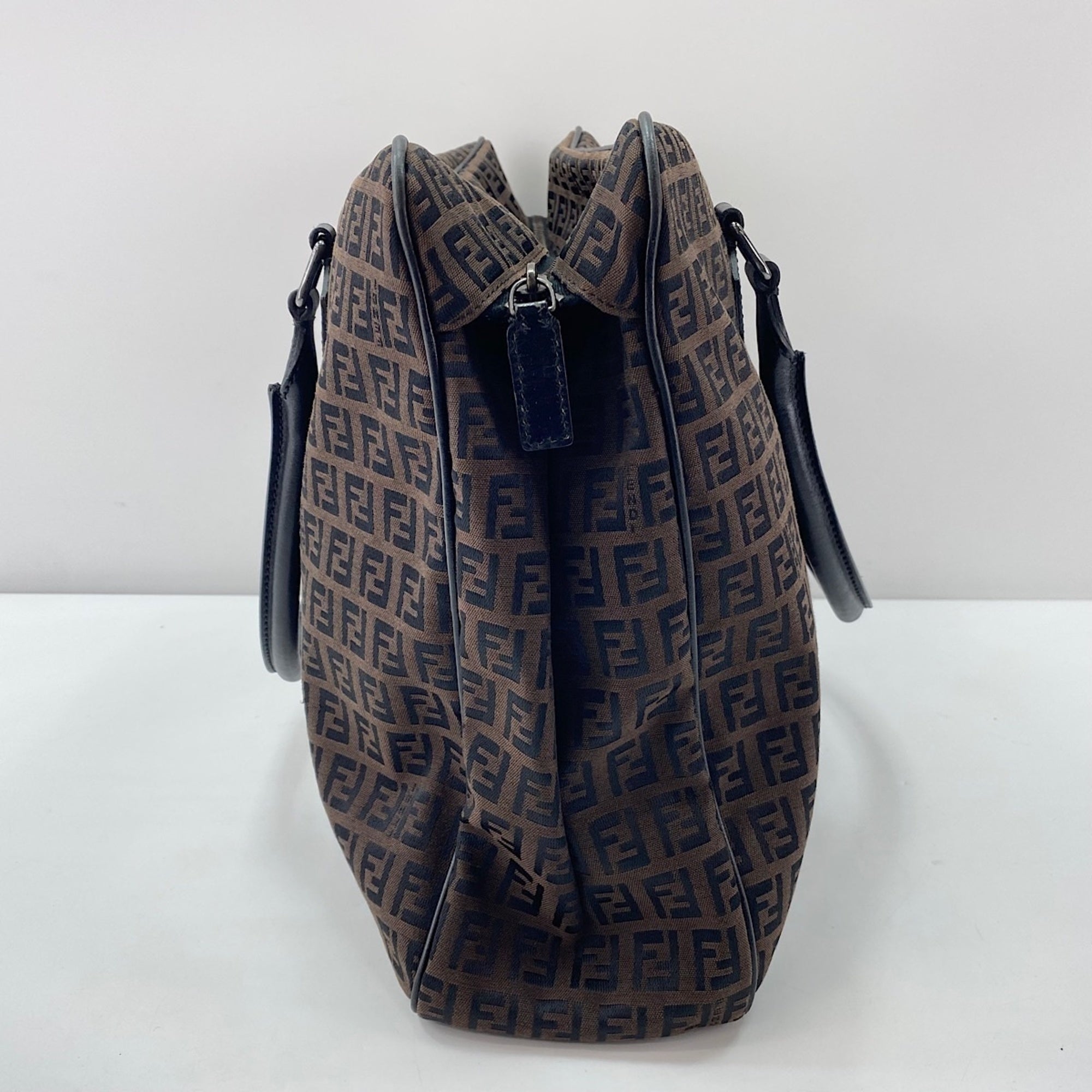 Fendi Brown Canvas Handbag (Pre-Owned)