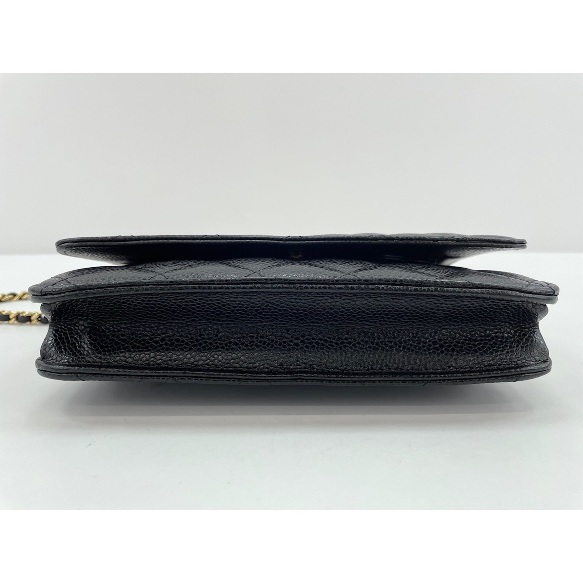 Chanel Black Shoulder Bag (Pre-Owned)