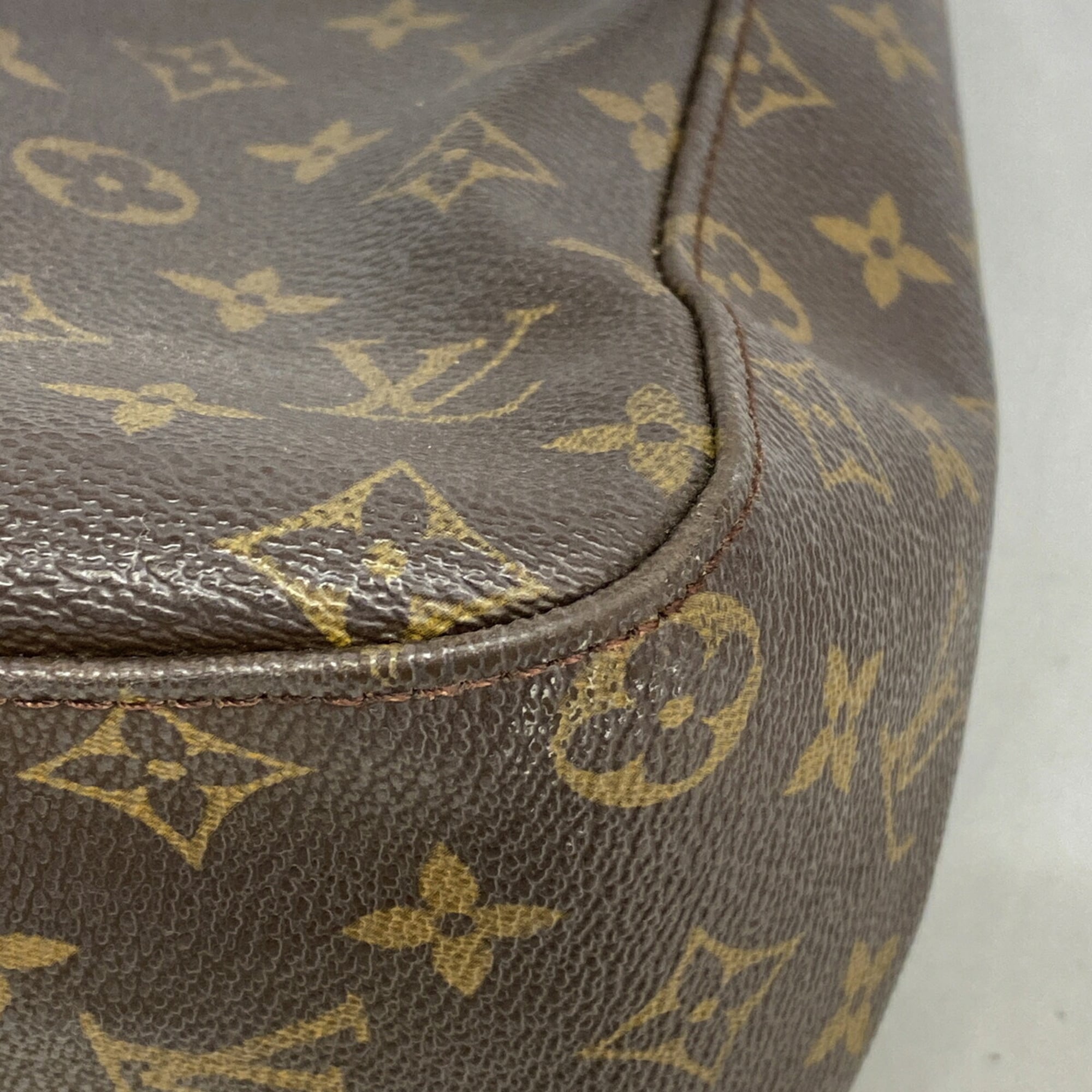 Louis Vuitton Brown Shoulder Bag (Pre-Owned)