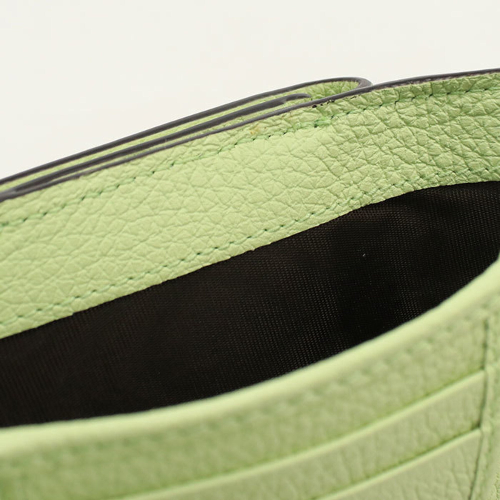 Gucci Green Leather Wallet (Tri-Fold) (Pre-Owned)