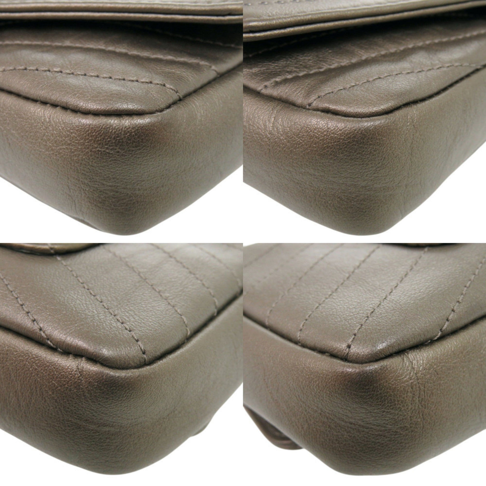 Chanel Gray Leather Shoulder Bag (Pre-Owned)
