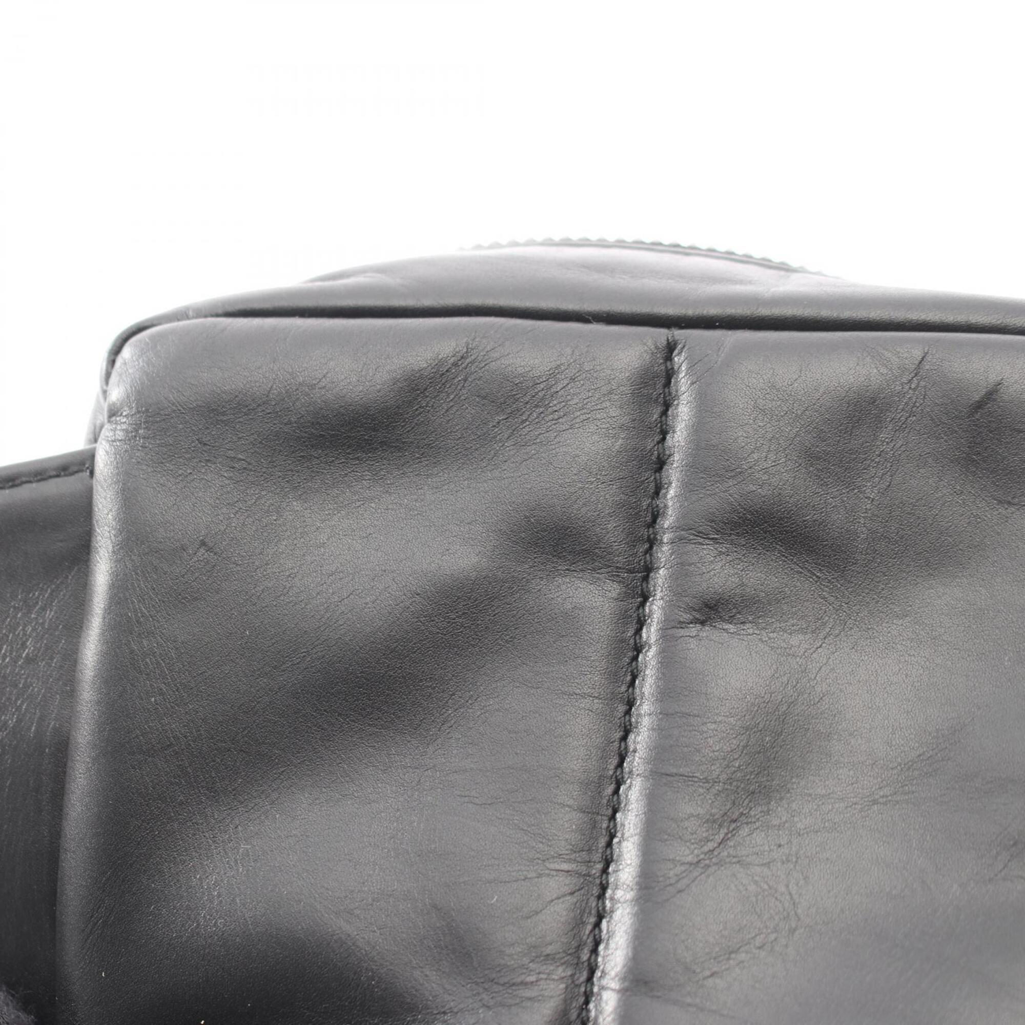 Bottega Veneta Black Leather Fanny Pack Handbag (Pre-Owned)