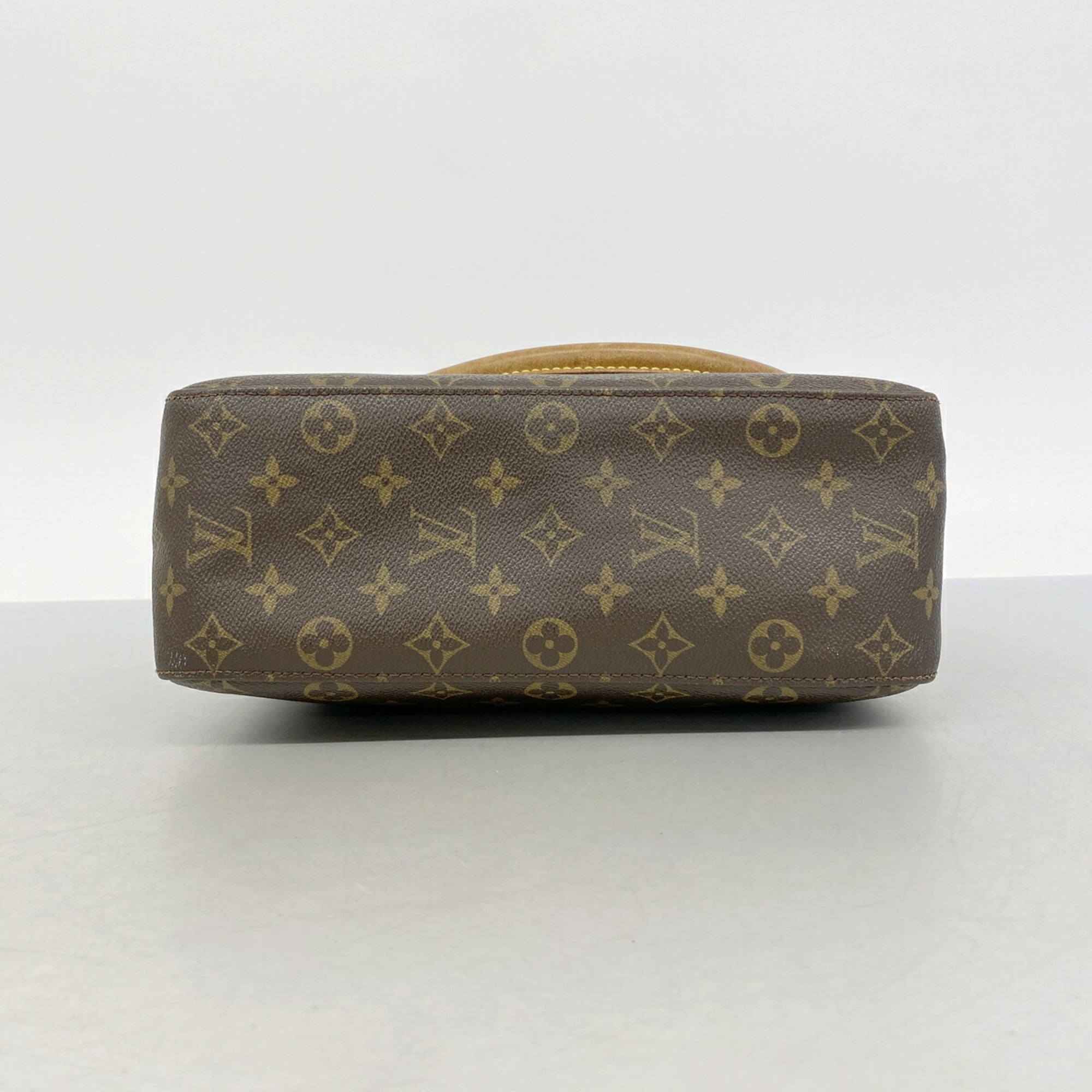 Louis Vuitton Brown Shoulder Bag (Pre-Owned)