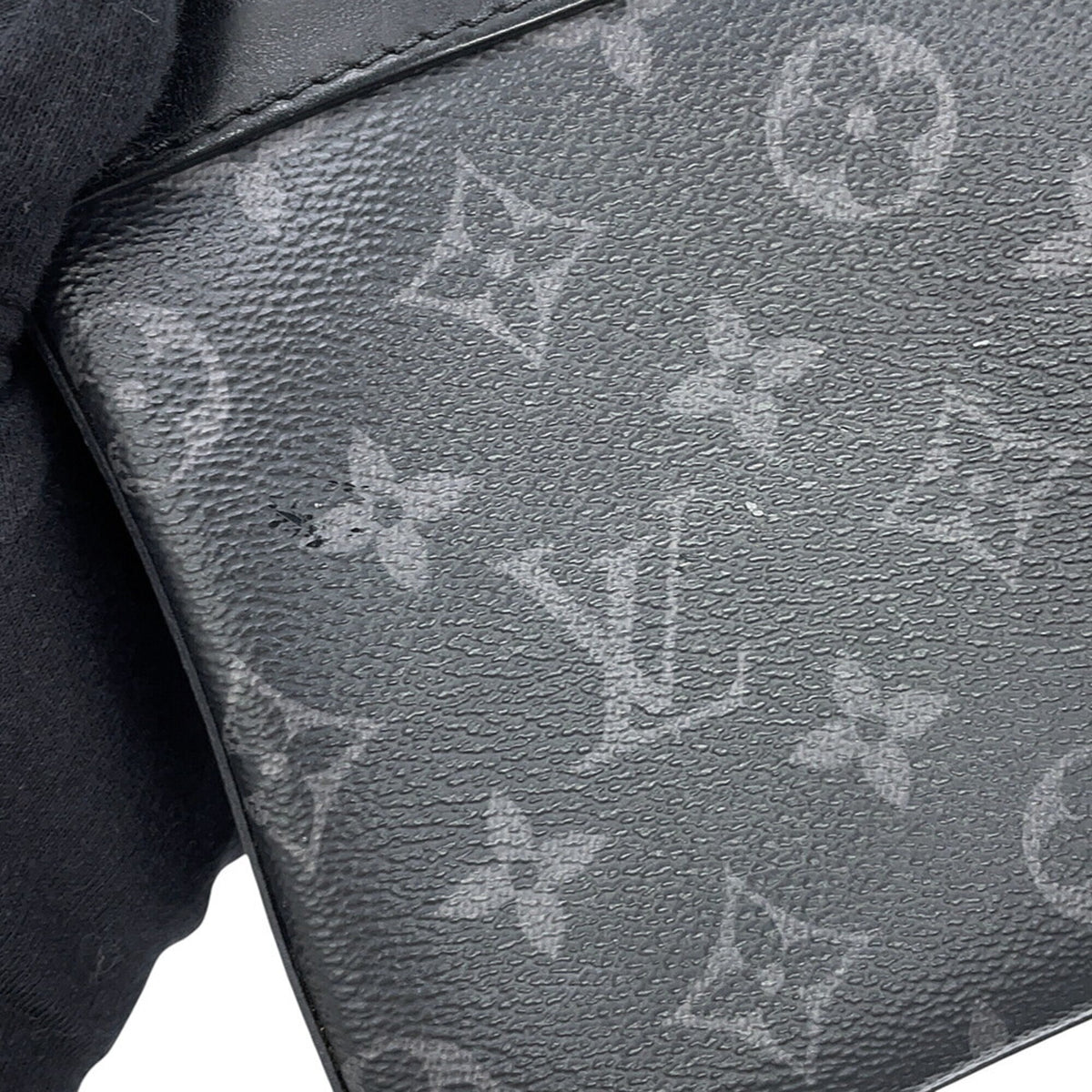 Louis Vuitton Noir Monogram Eclipse Monogram Eclipse Monogram Reverse Shoulder Bag (Pre-Owned)