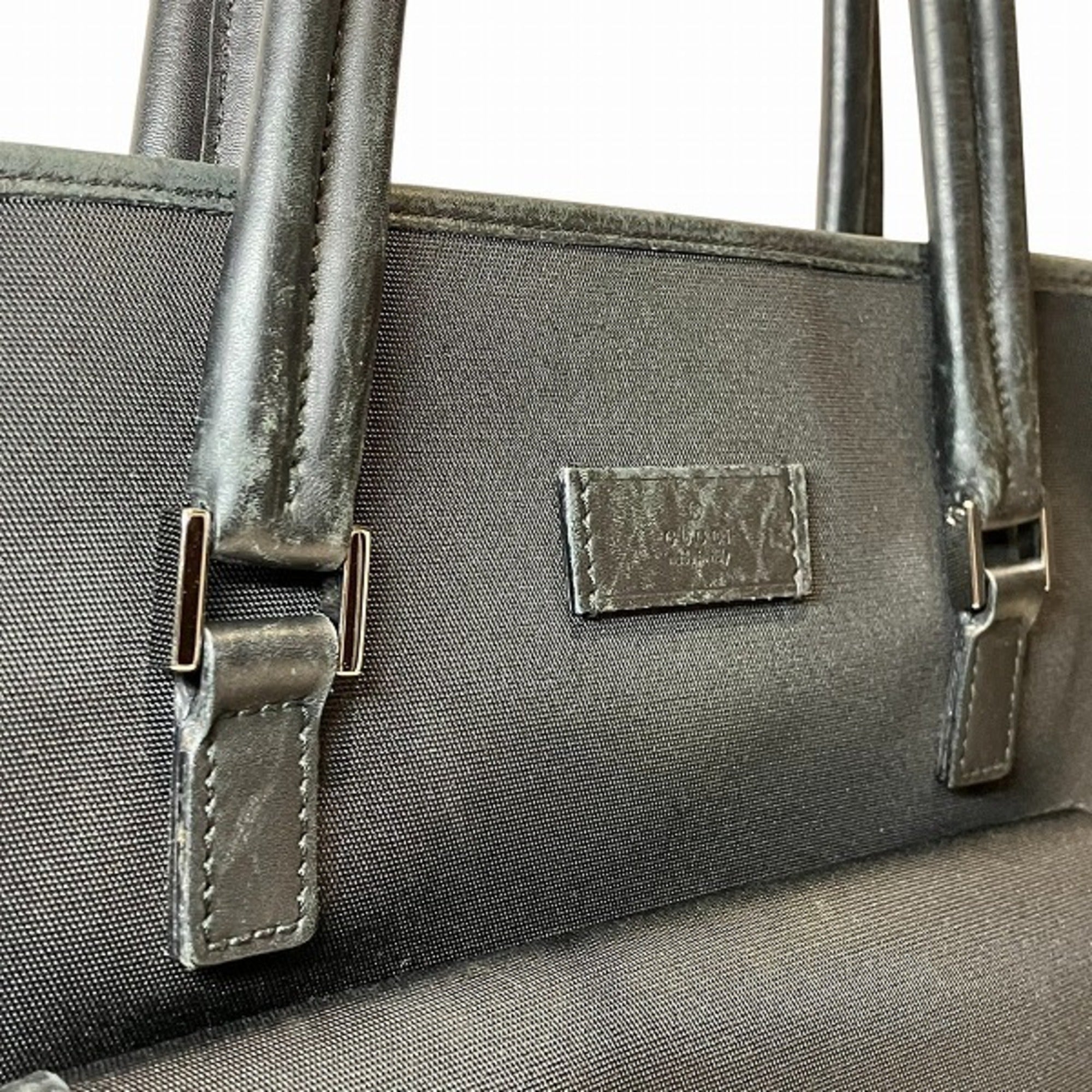 Gucci Black Gg Supreme Handbag Tote Bag (Pre-Owned)