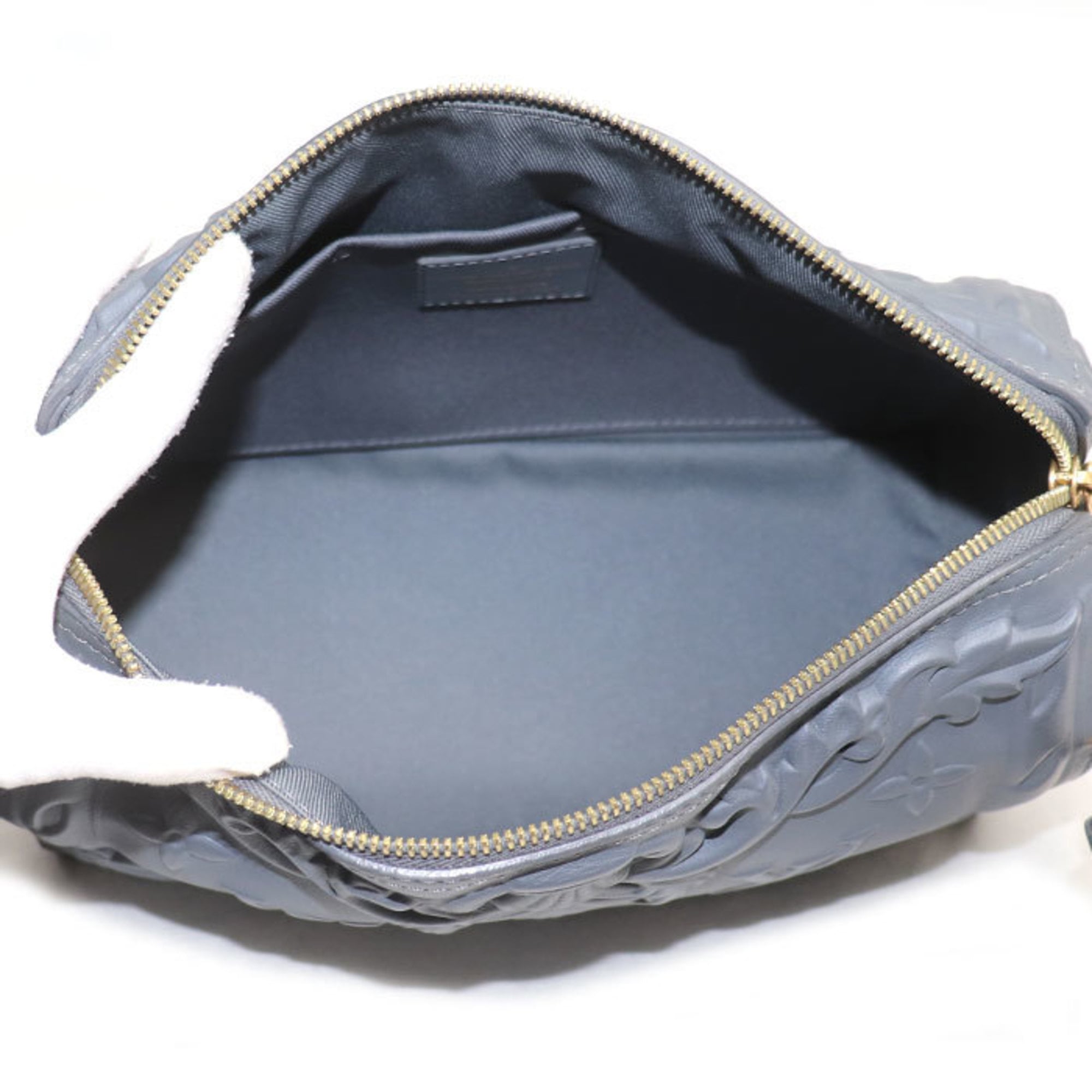 Louis Vuitton Gray Leather Shoulder Bag (Pre-Owned)