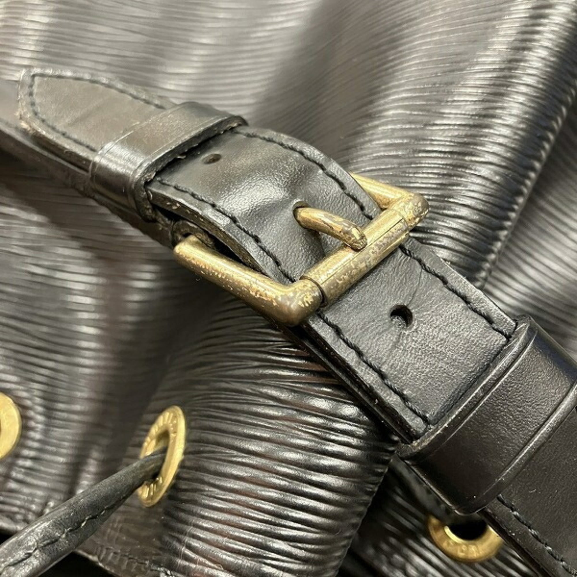 Louis Vuitton Black Noir Leather Handbag Shoulder Bag Tote Bag (Pre-Owned)