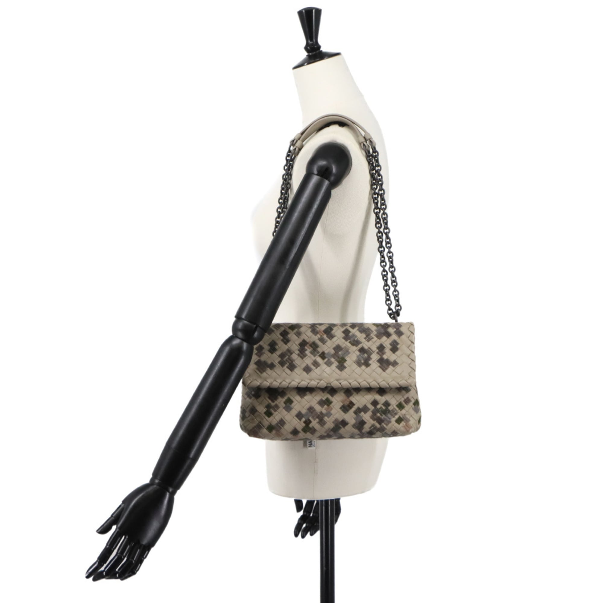 Bottega Veneta Beige Gray Leather Shoulder Bag (Pre-Owned)