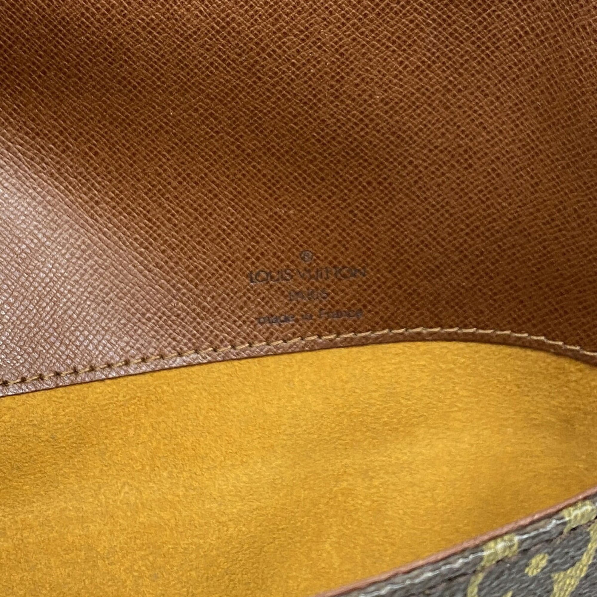 Louis Vuitton Brown Shoulder Bag (Pre-Owned)