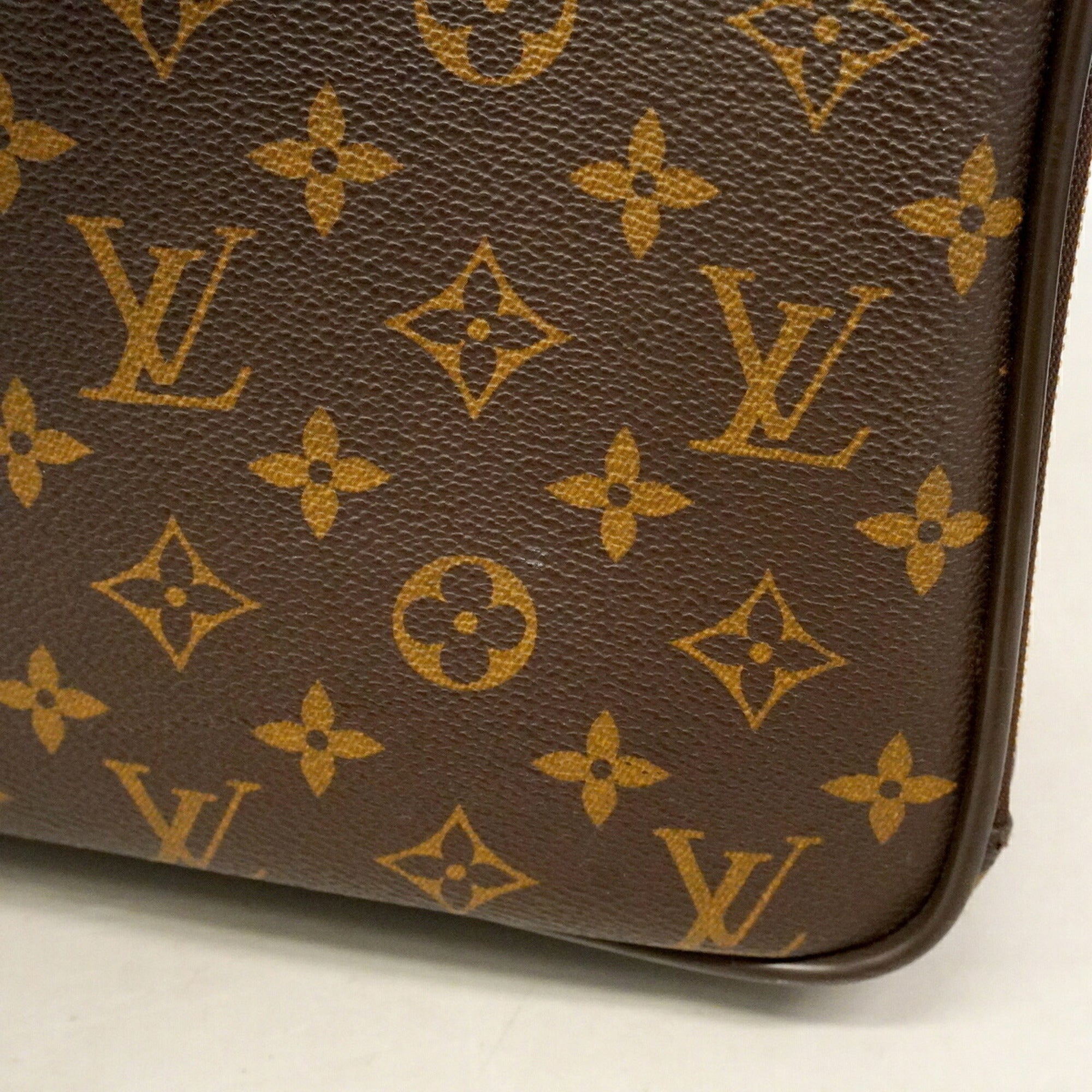 Louis Vuitton Brown Briefcase (Pre-Owned)