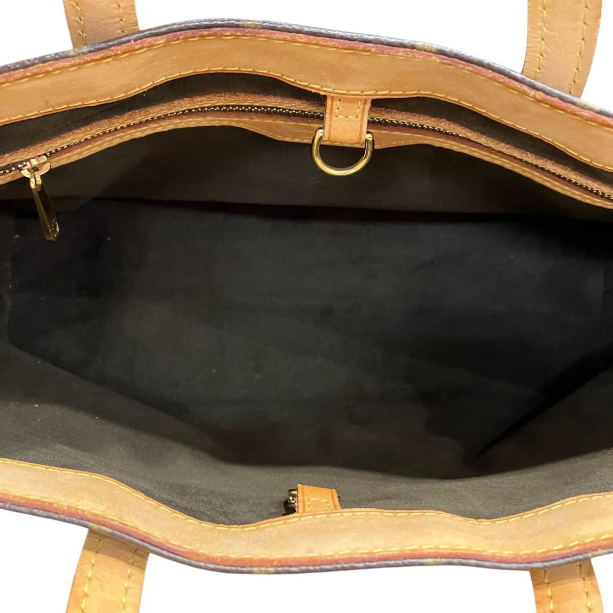 Louis Vuitton Brown Monogram Canvas Handbag (Pre-Owned)