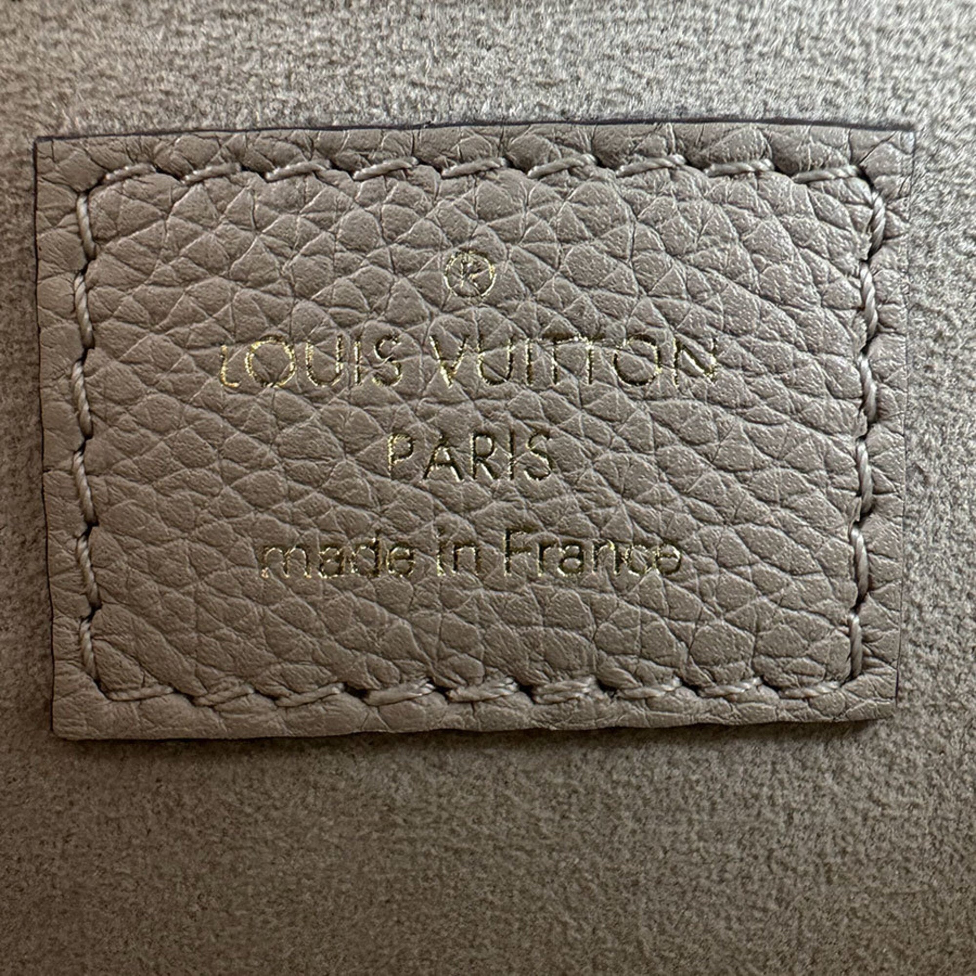 Louis Vuitton Grayish Leather Shoulder Bag (Pre-Owned)