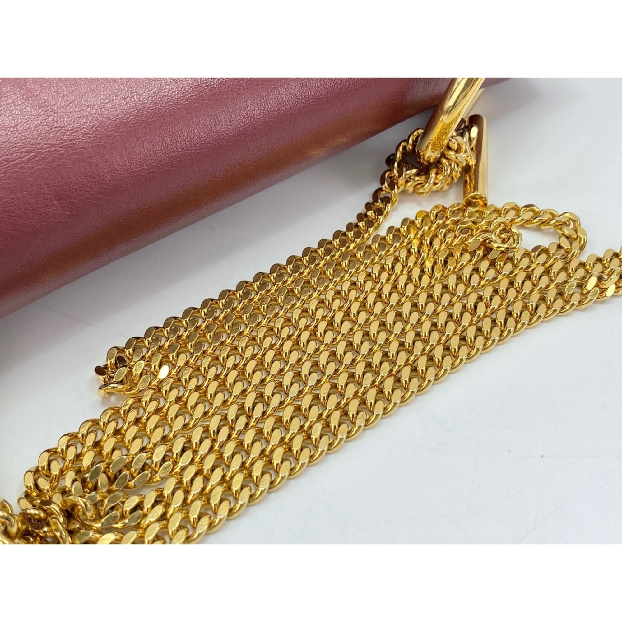 Chloé Red Color Shoulder Bag (Pre-Owned)