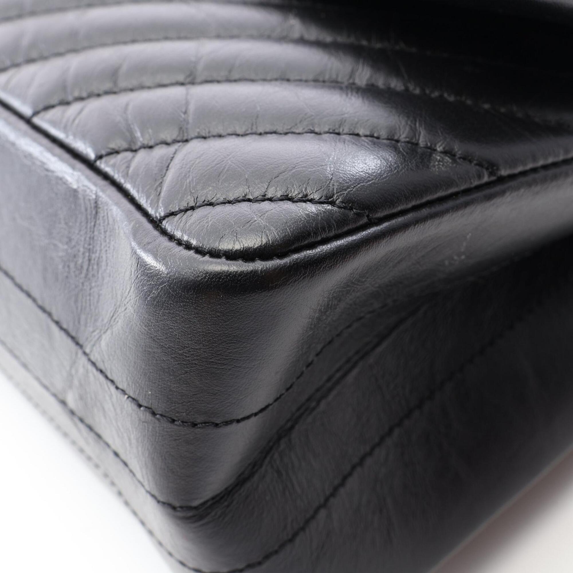 Chanel Black Leather Handbag Shoulder Bag (Pre-Owned)