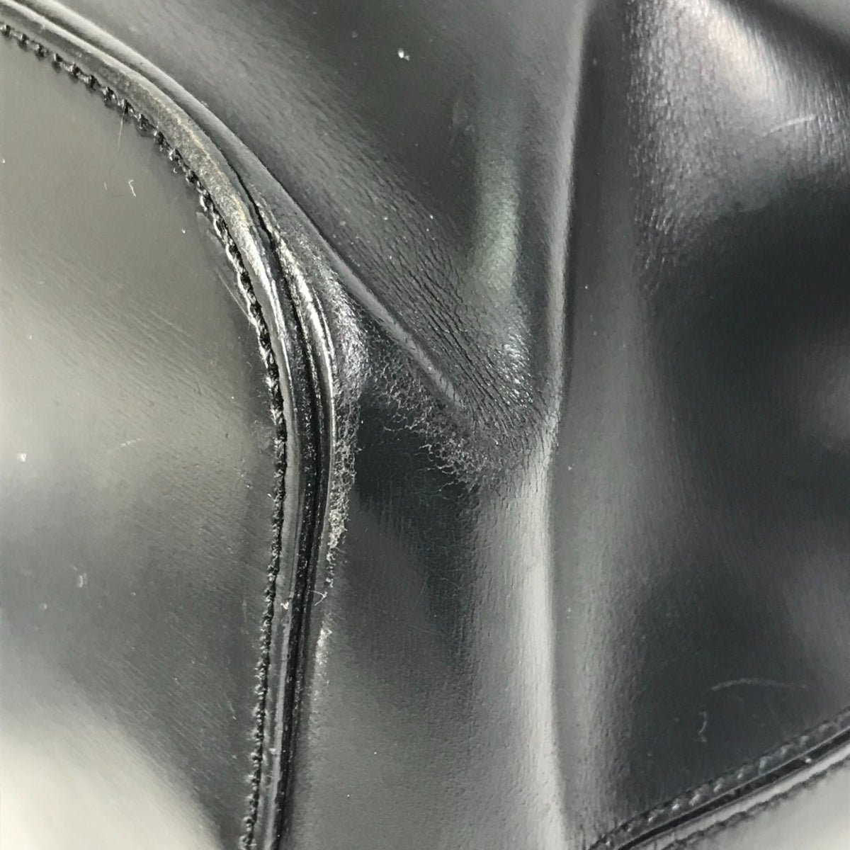 Cartier Black Leather Shoulder Bag (Pre-Owned)