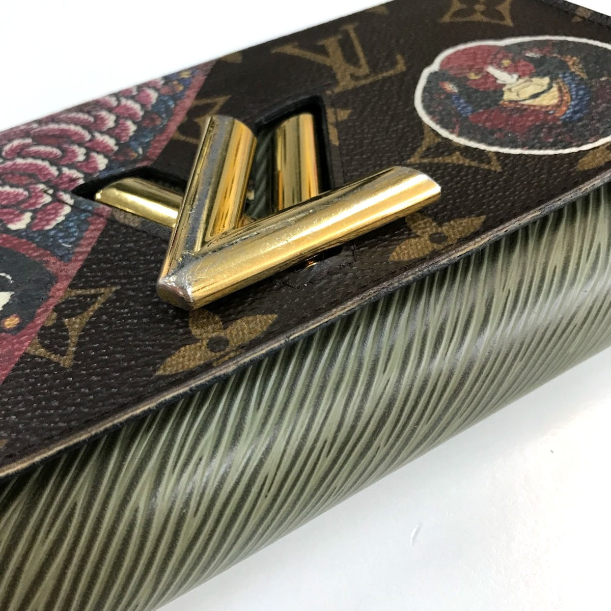 Louis Vuitton Brown Other Long Wallet (Bi-Fold) (Pre-Owned)