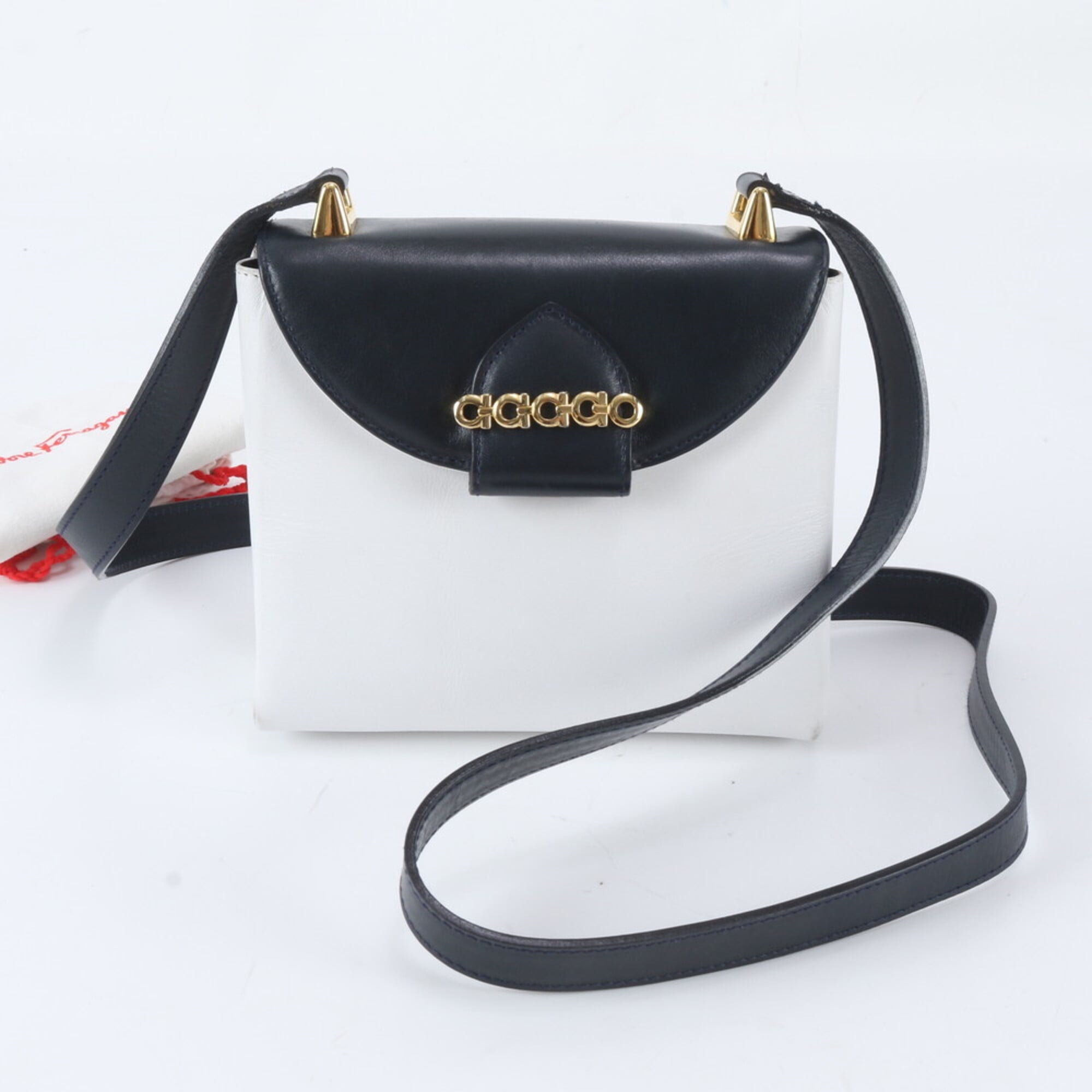 Salvatore Ferragamo Black White Leather Shoulder Bag (Pre-Owned)