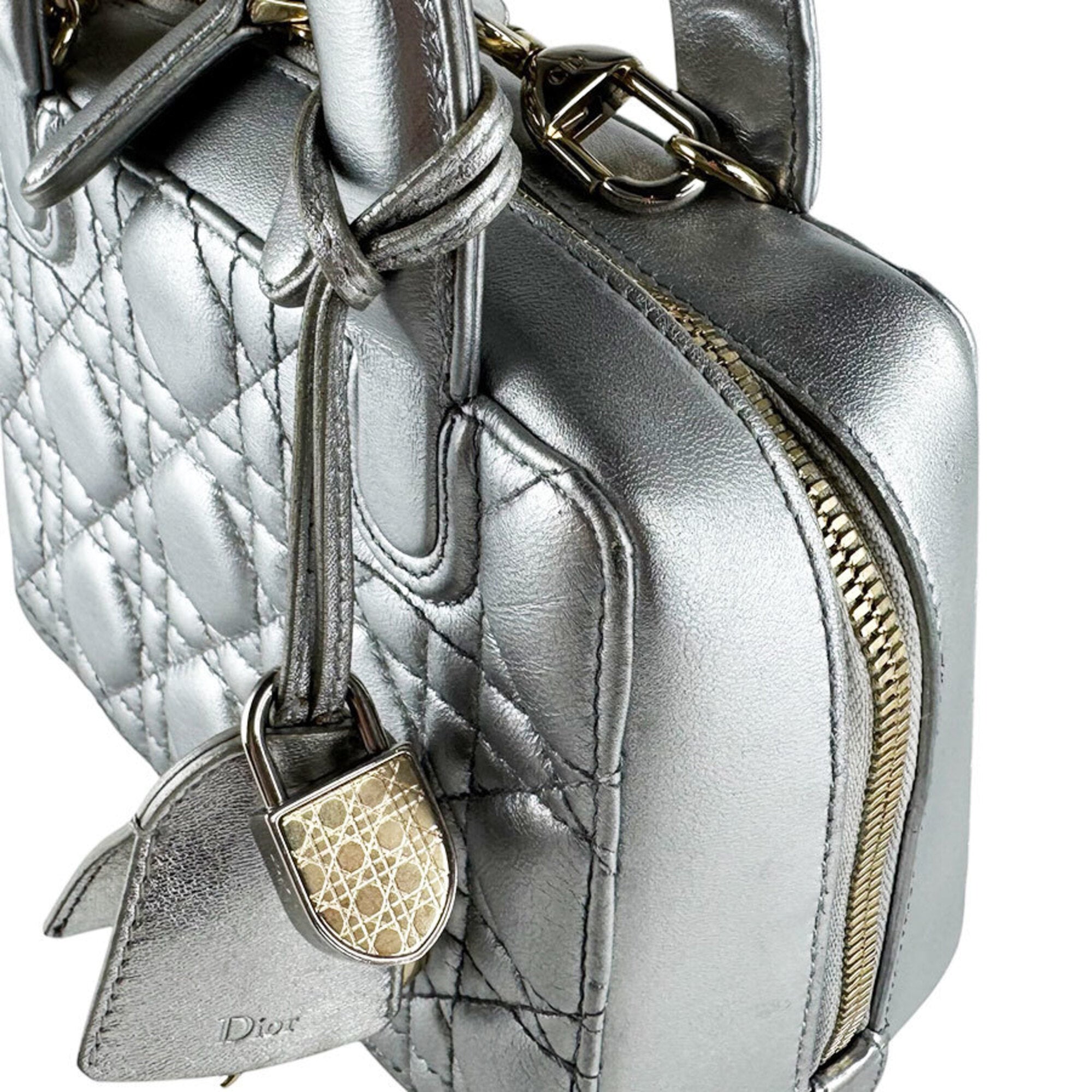 Christian Dior Silver Leather Shoulder Bag (Pre-Owned)