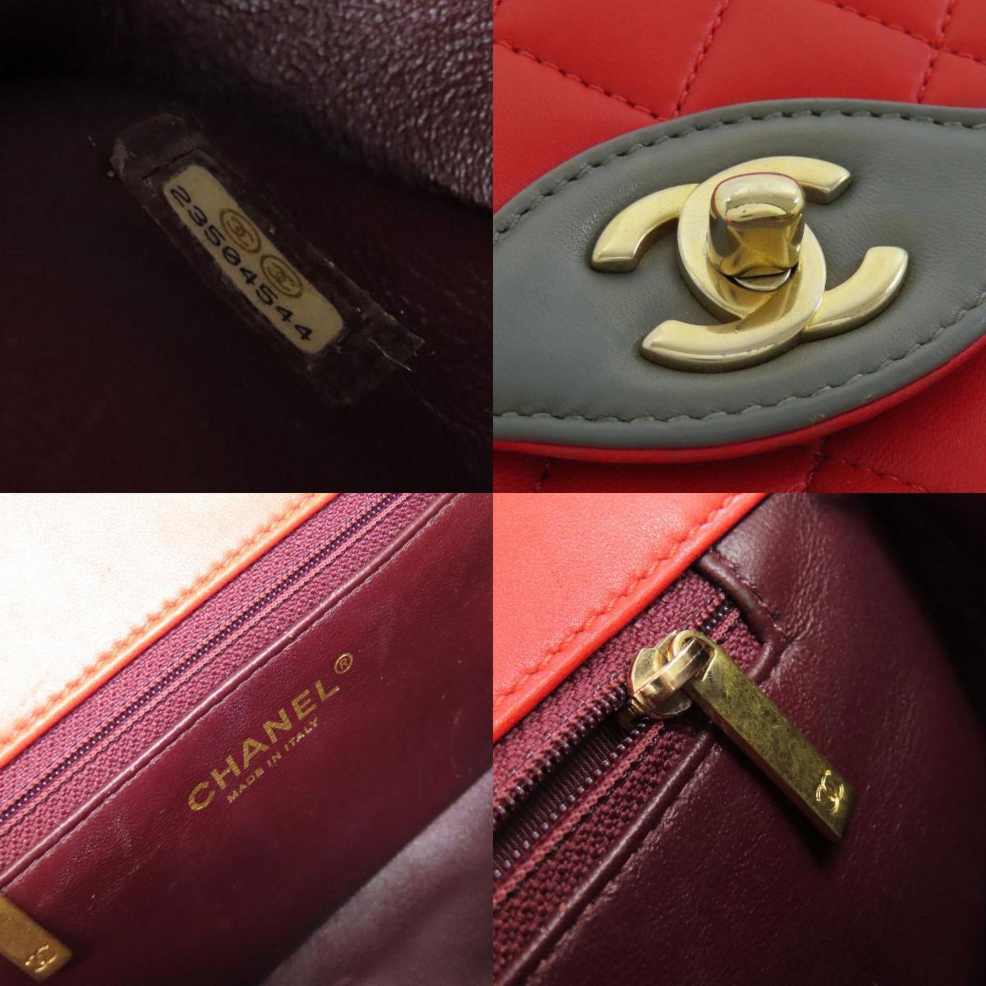 Chanel Gray Red Color Leather Shoulder Bag (Pre-Owned)