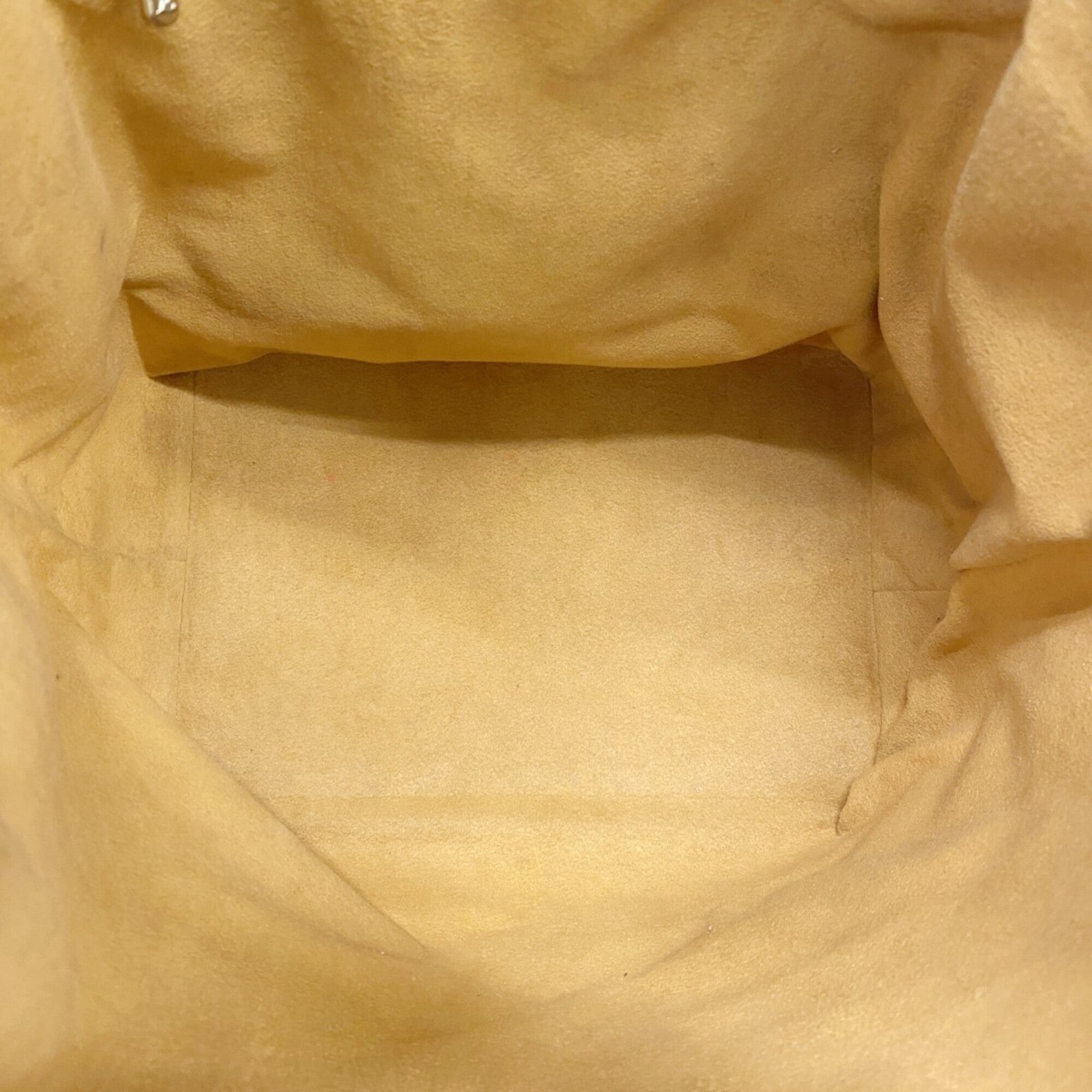 Louis Vuitton Winnipeg Beige Shoulder Bag (Pre-Owned)