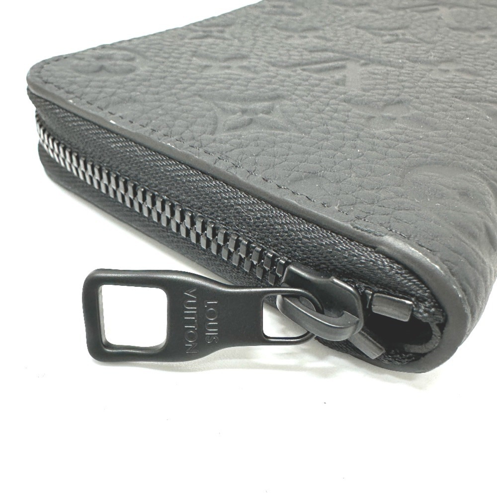 Louis Vuitton Black Monogram Leather Long Wallet (Bi-Fold) (Pre-Owned)