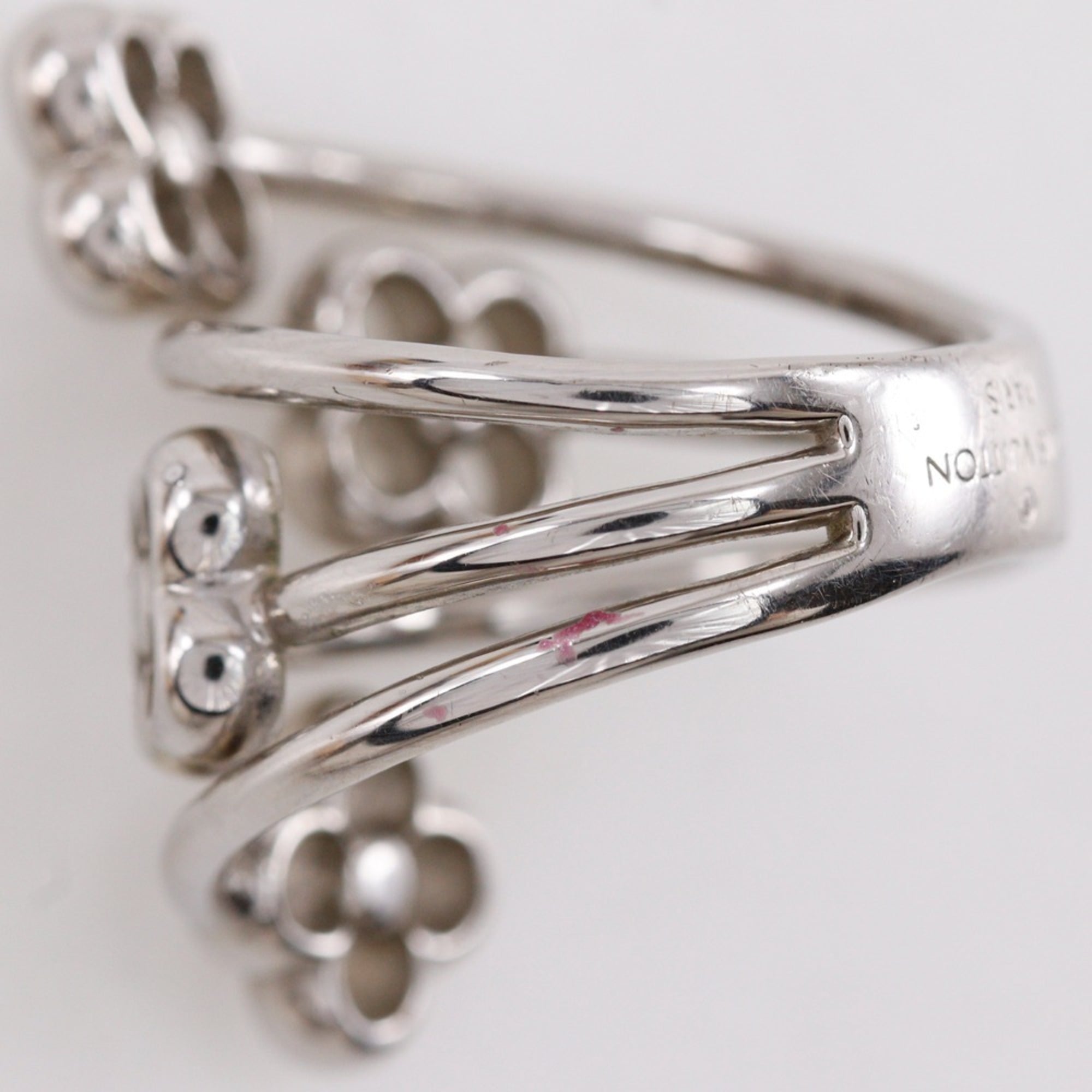 Louis Vuitton Silver Metal Band Ring (Pre-Owned)
